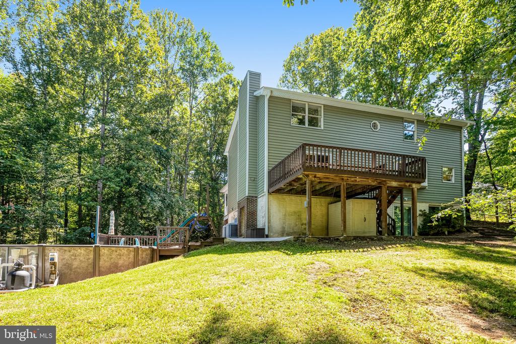 11646 HOWITZER LANE