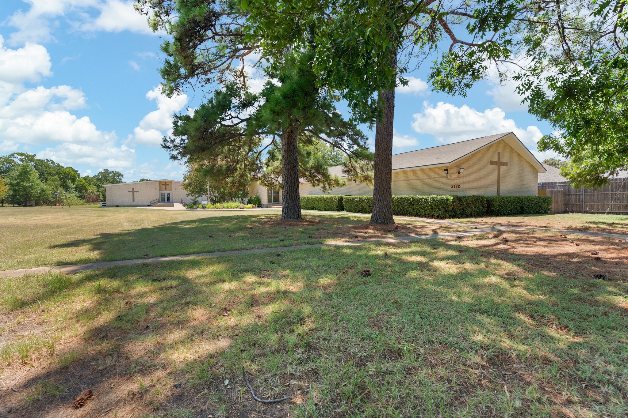 2120 W Sublett Road