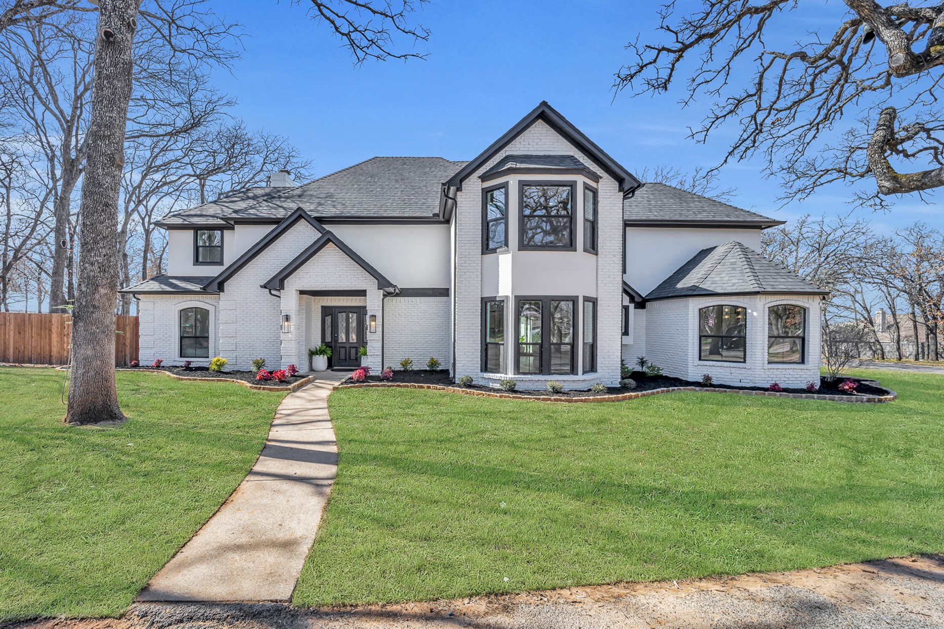7004 Ledbetter Road