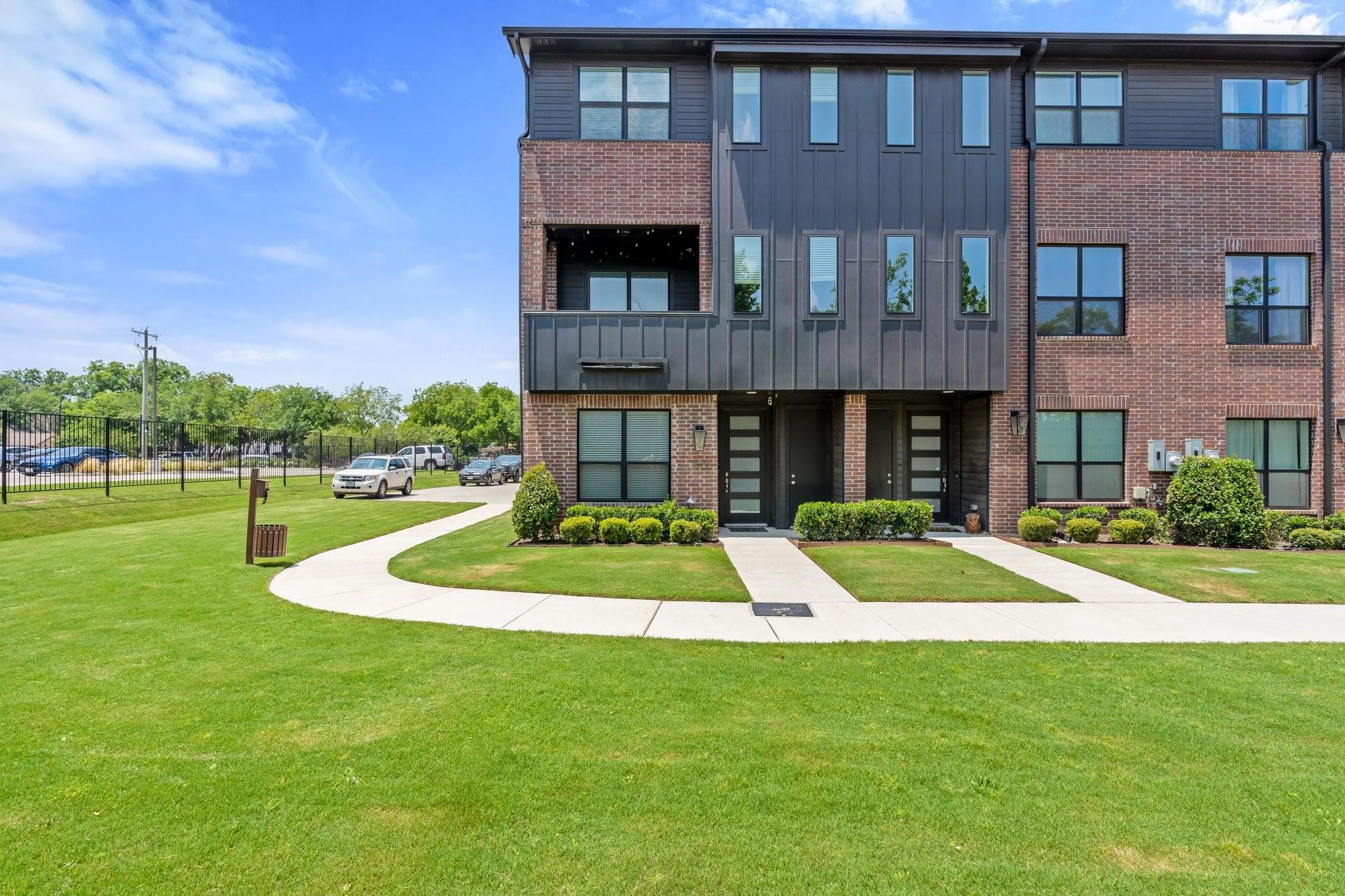 2830 Addison Park Lane