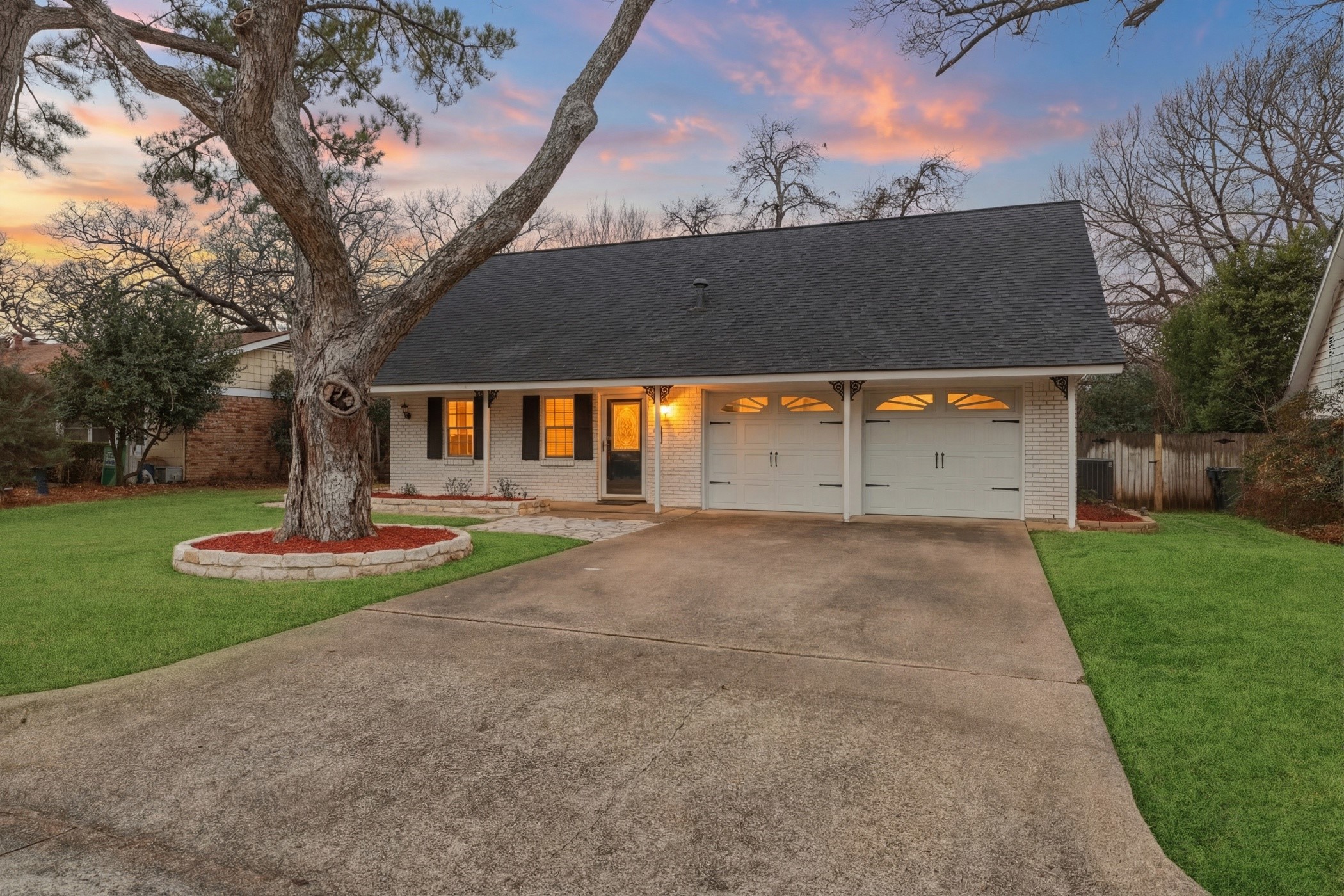 806 Waggoner Drive