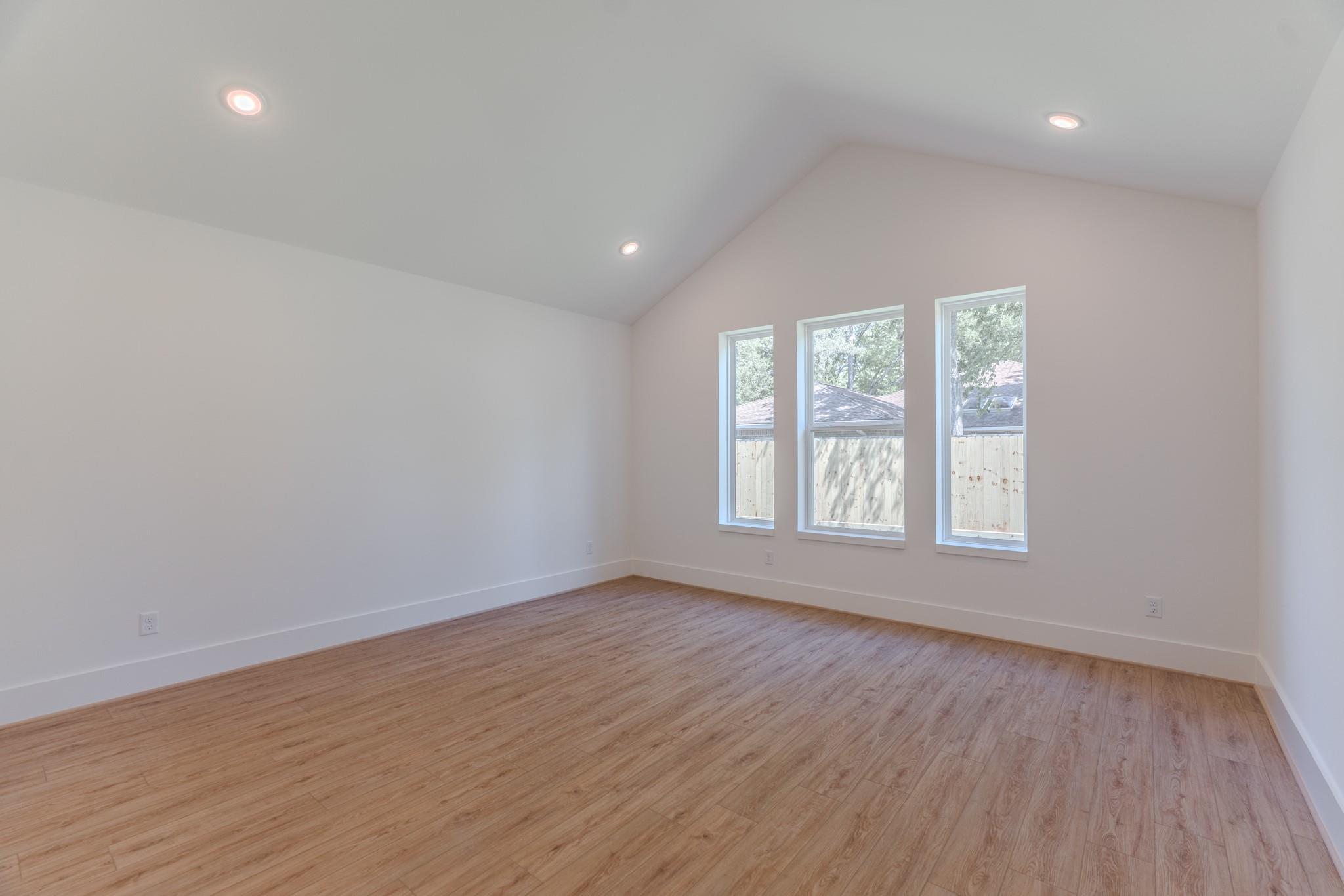 3203 Hemingway Drive