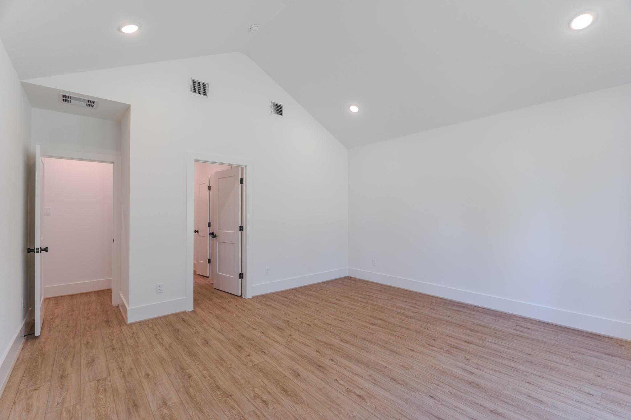 3203 Hemingway Drive