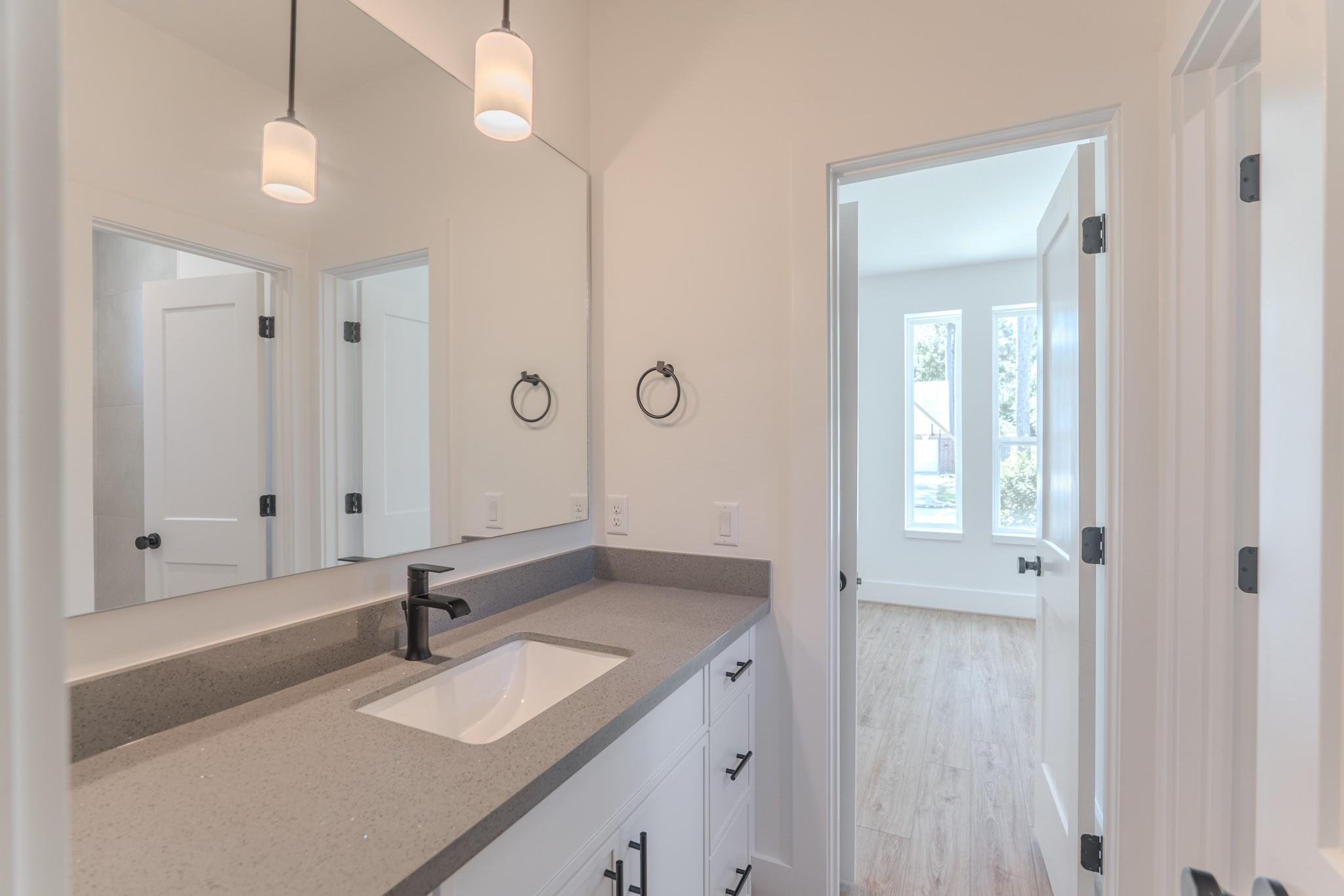3203 Hemingway Drive