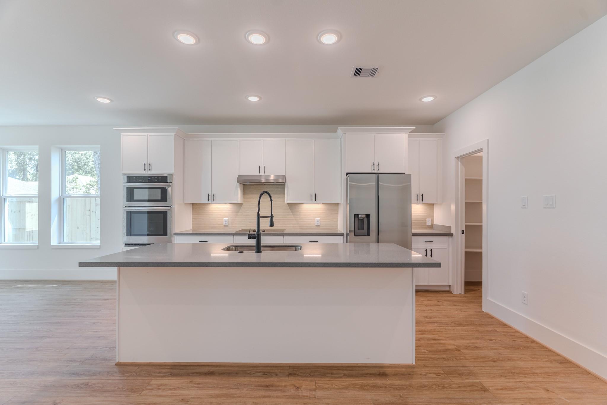 3203 Hemingway Drive