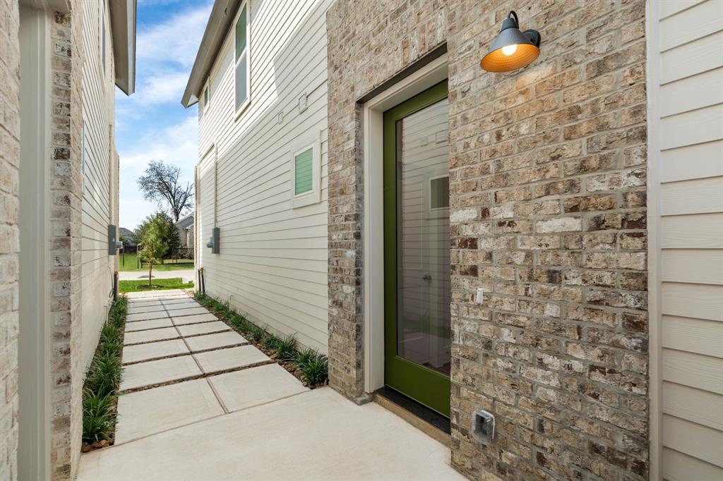5622 Bertellis Lane