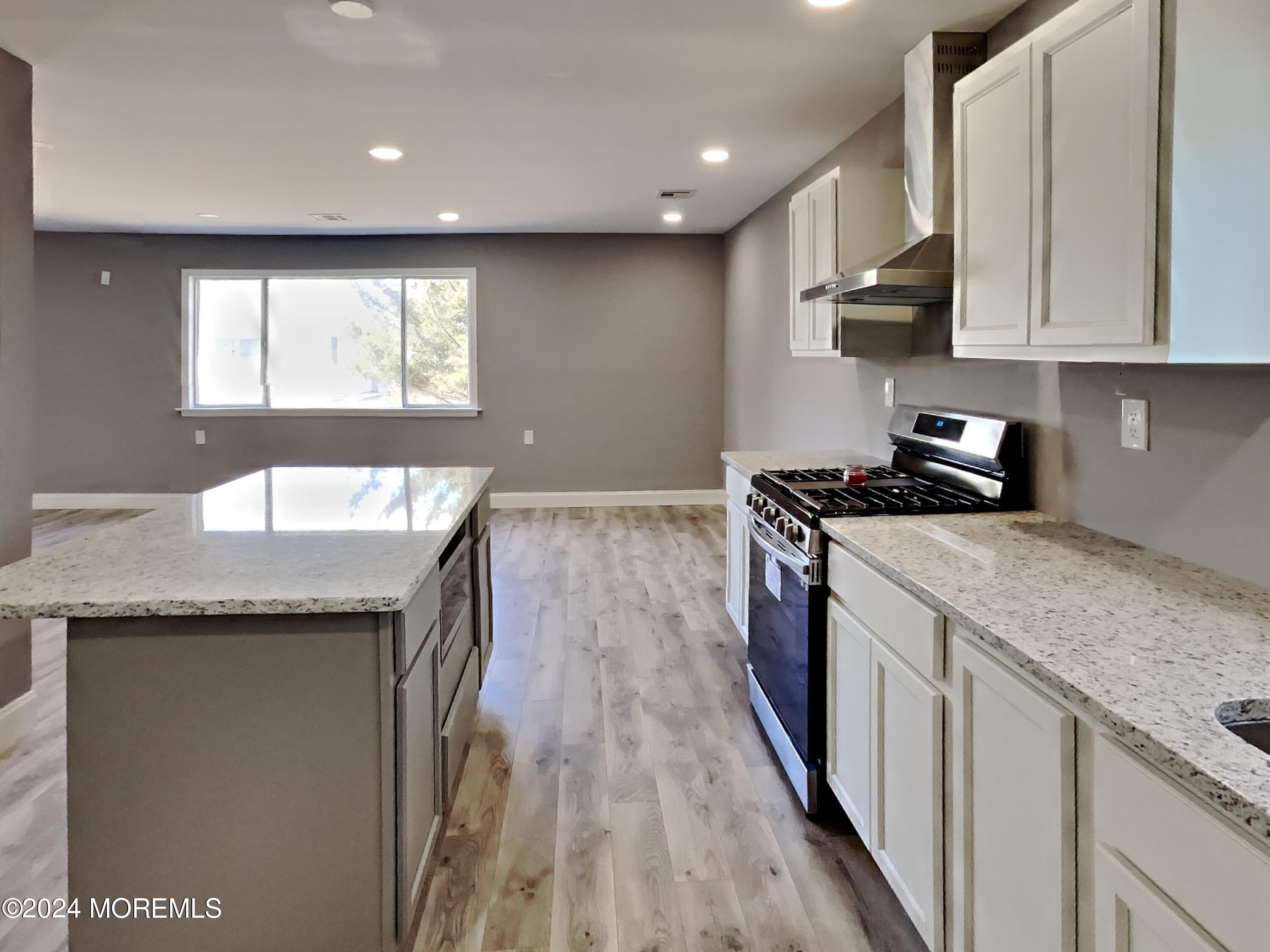 1008 Camino Real Court