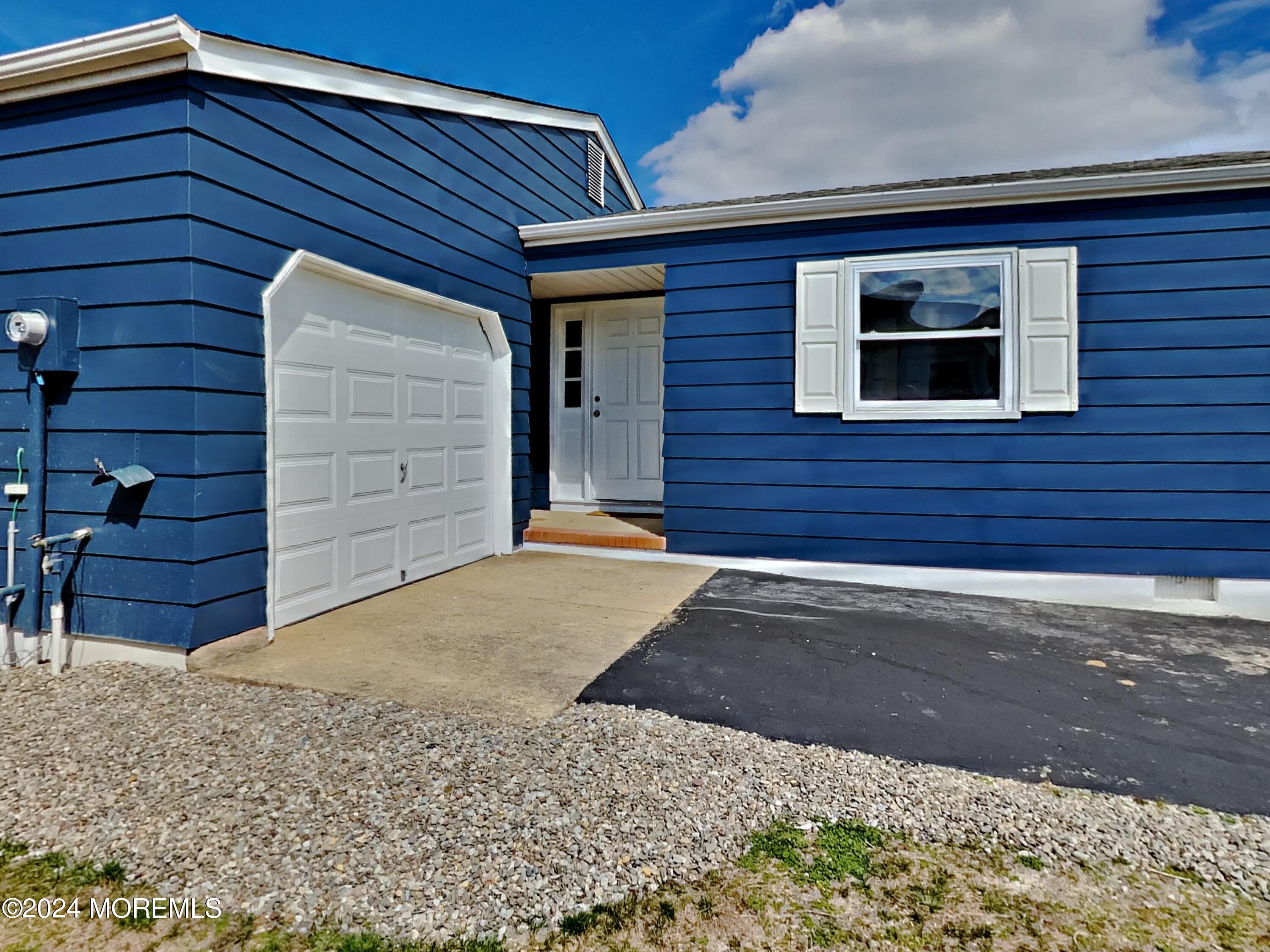 1008 Camino Real Court