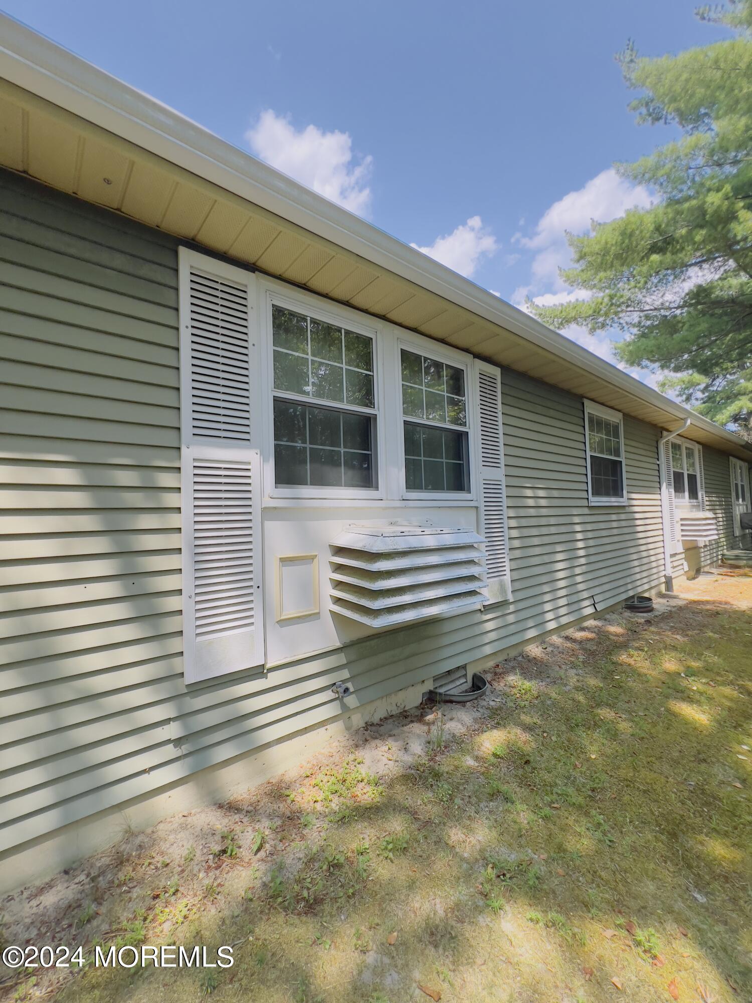 31C Medford Road, 61