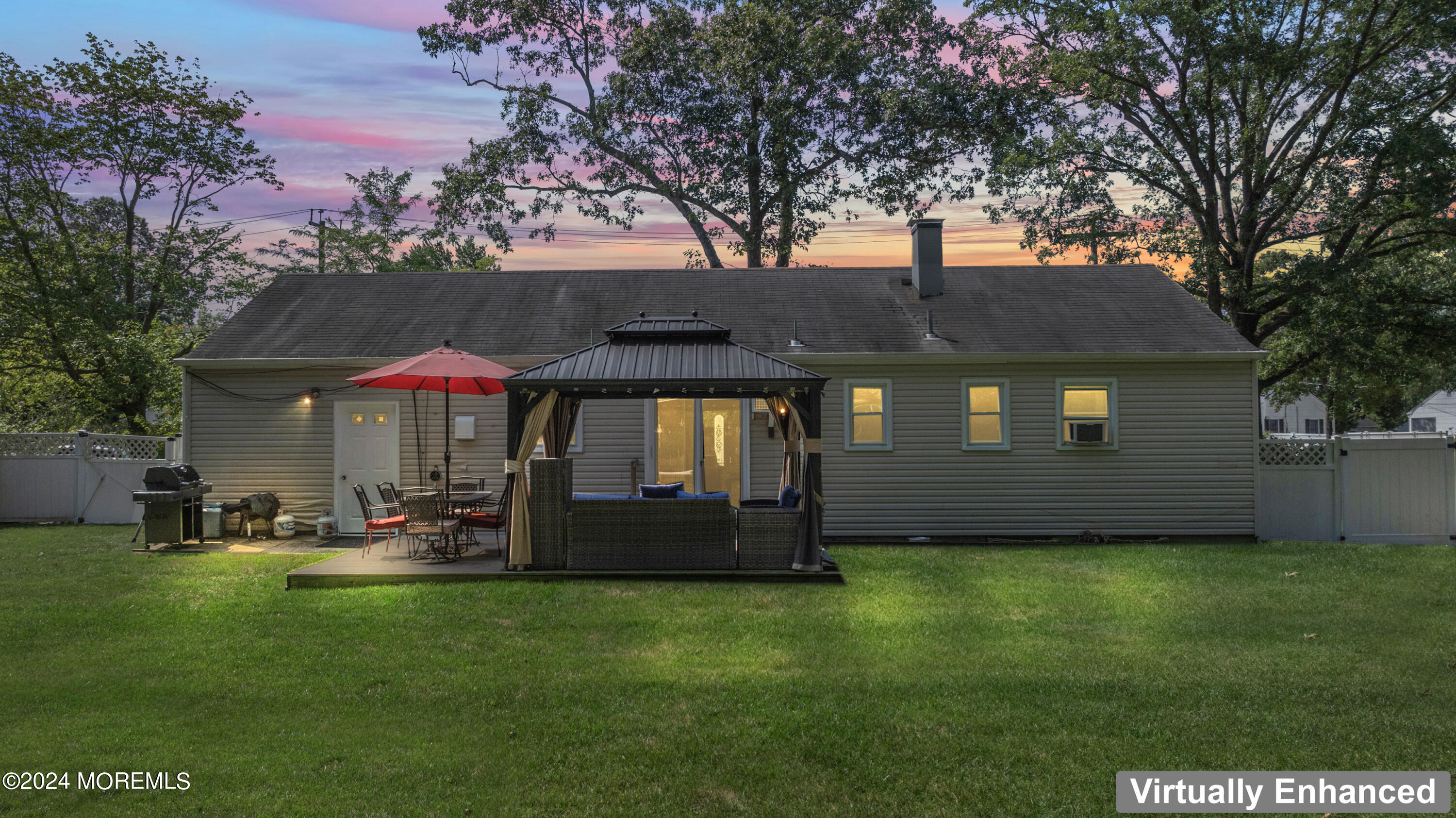 856 Roundtree Drive