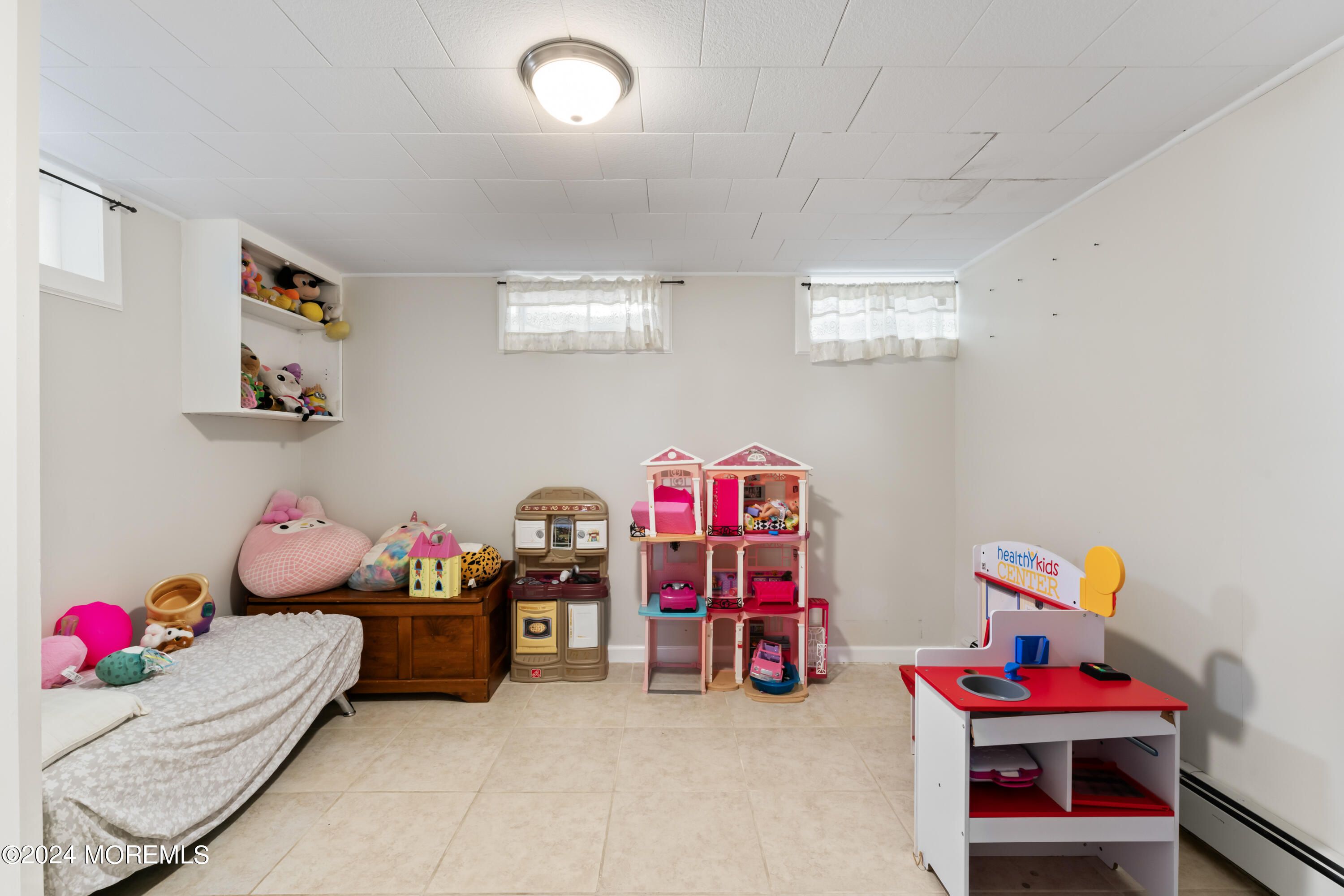 856 Roundtree Drive