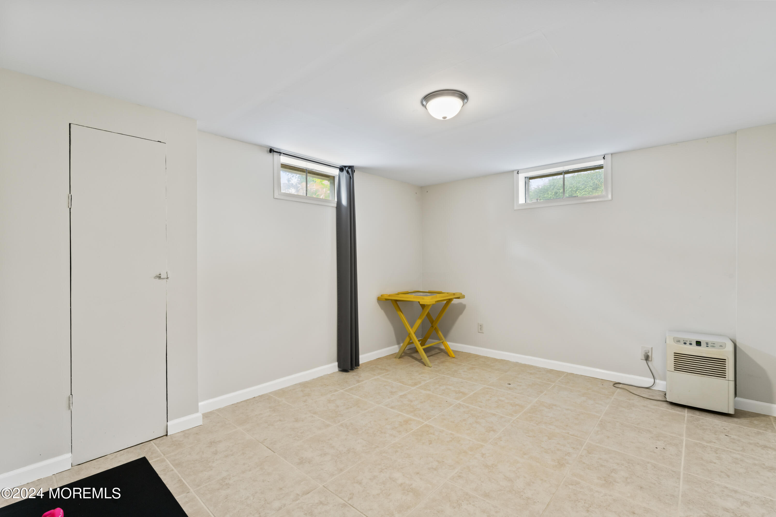 856 Roundtree Drive