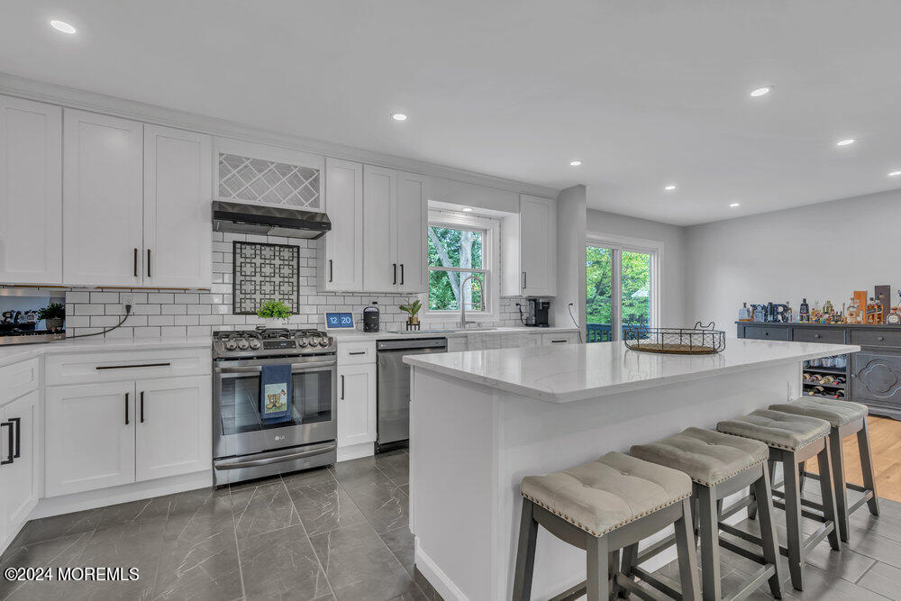 878 Stafford Drive