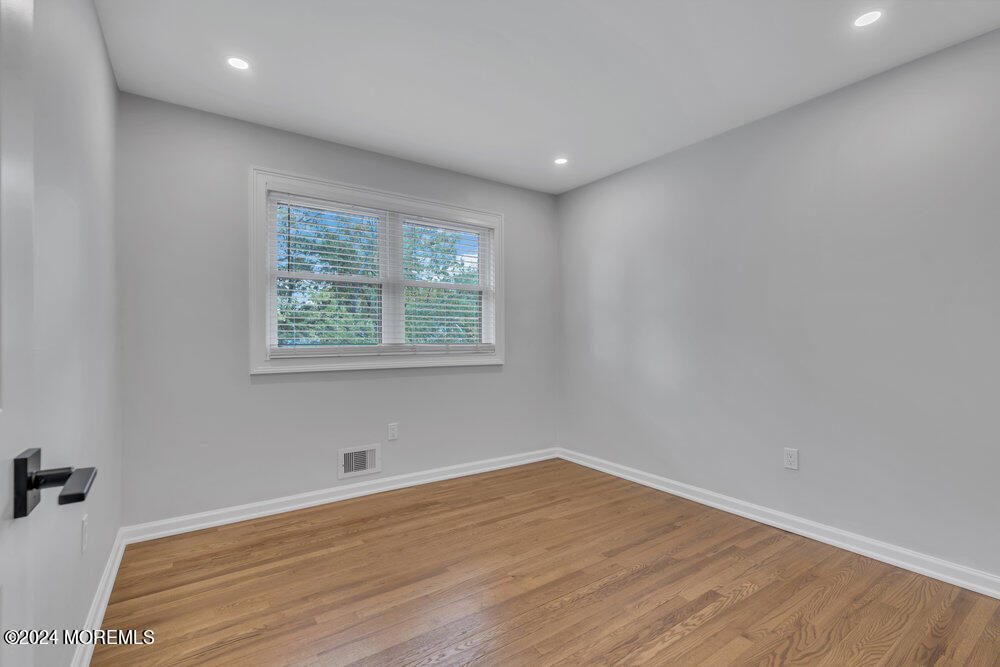 878 Stafford Drive