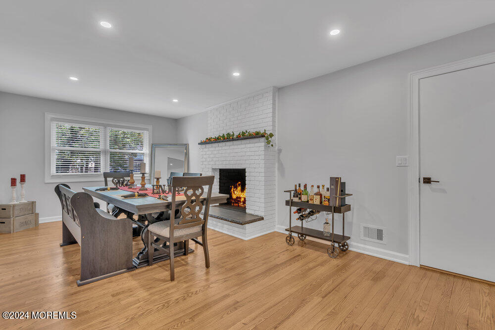 878 Stafford Drive