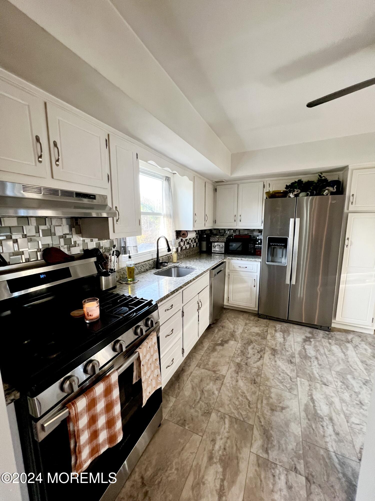 712 Brookside Drive