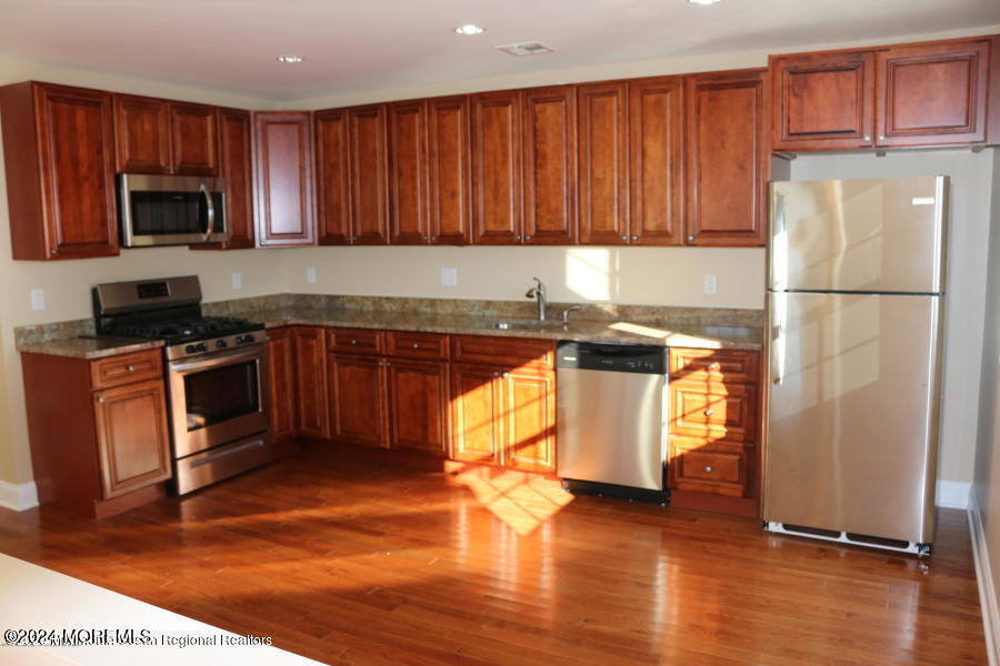 256 Mantoloking Road, 1A