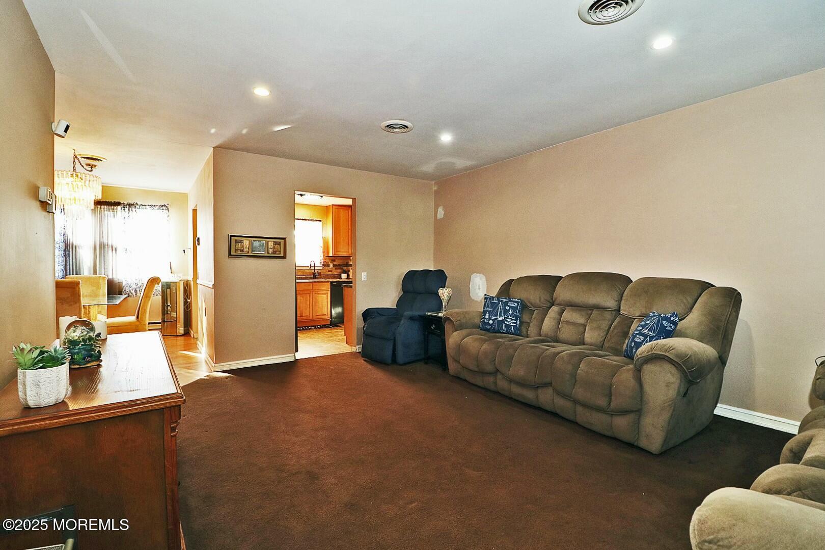 123 Chelsea Drive 72