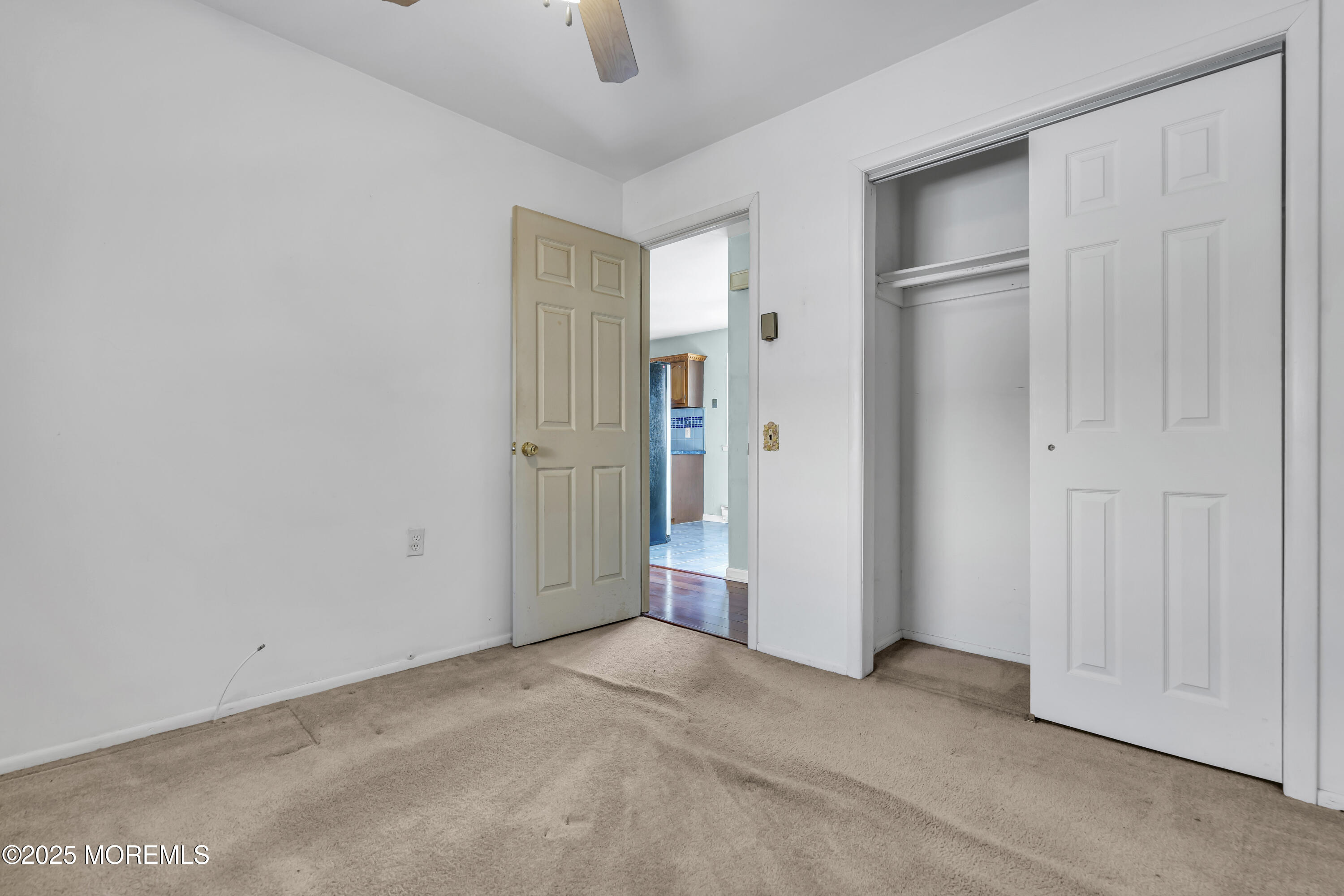 164 Hudson Parkway, B