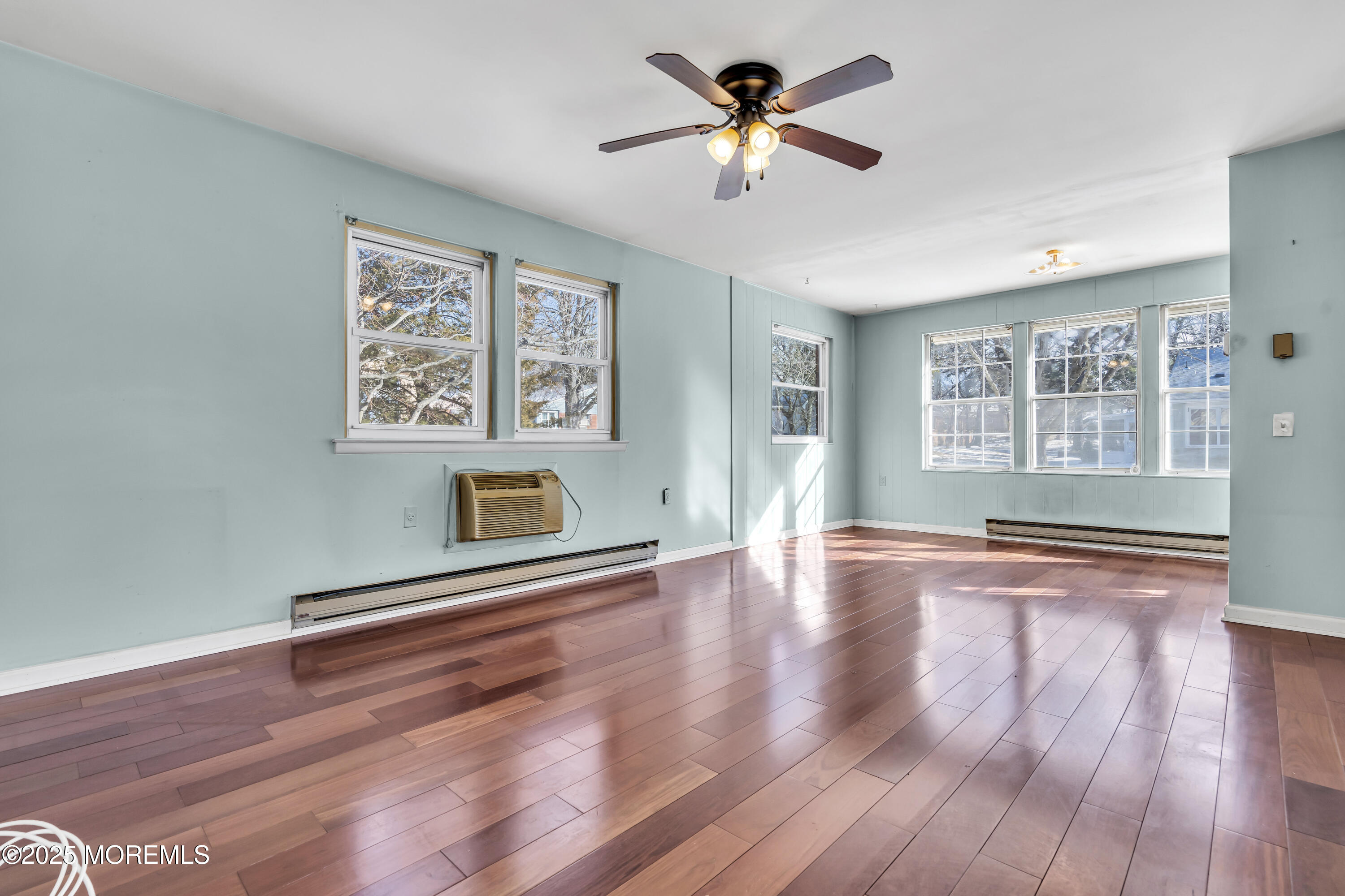 164 Hudson Parkway, B