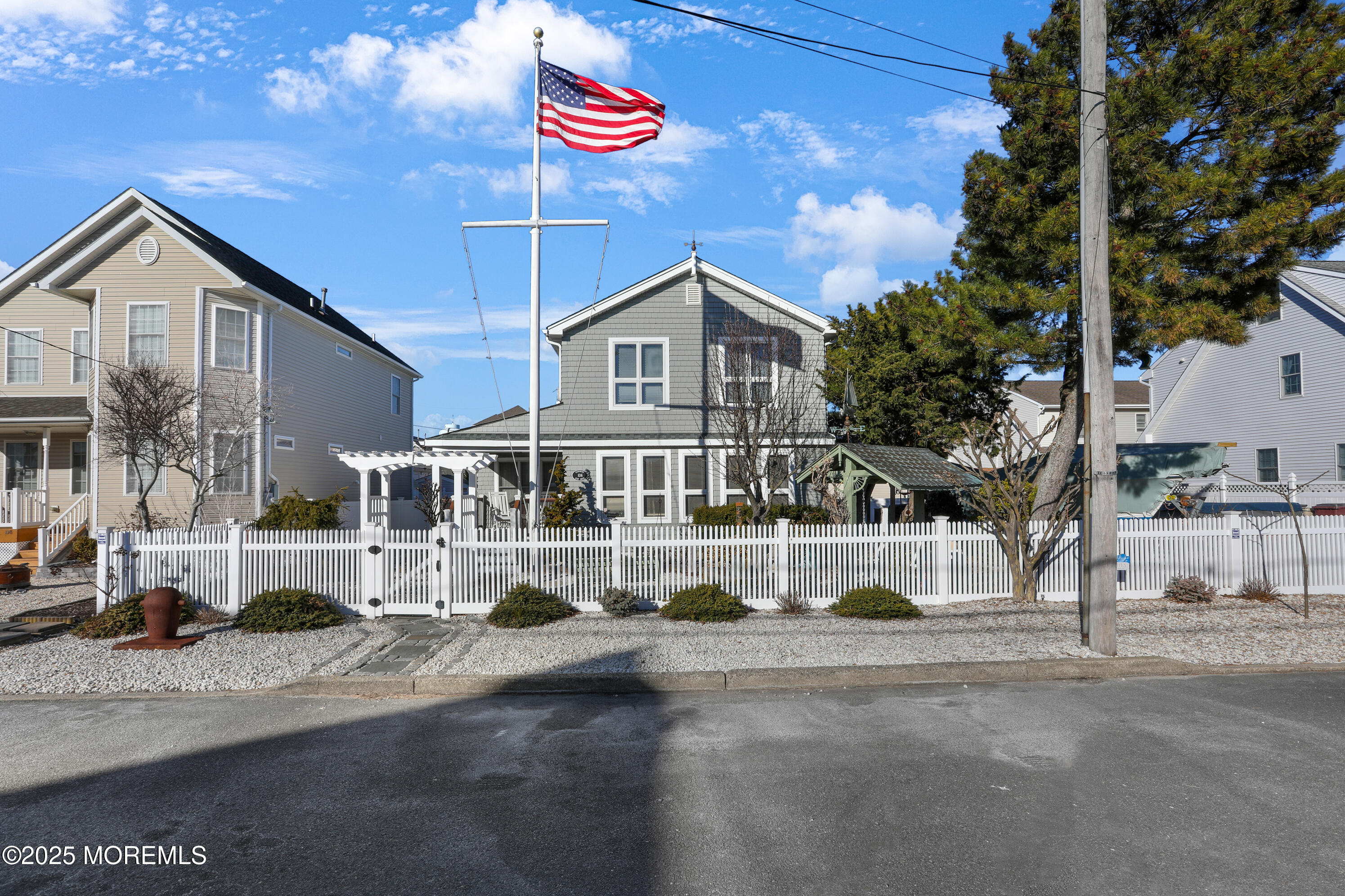 106 Surf Drive
