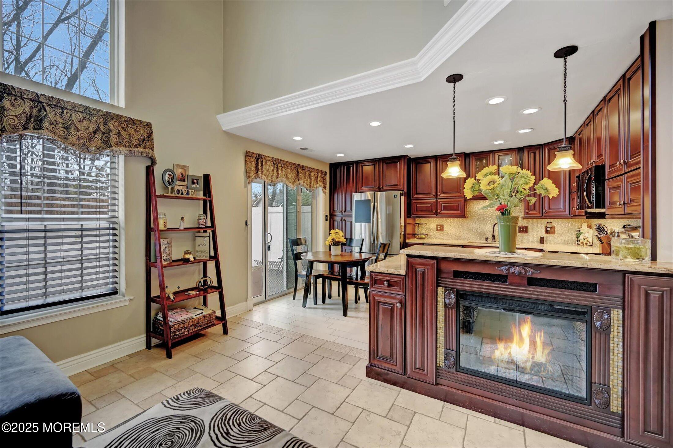 1506 King George Lane 1598