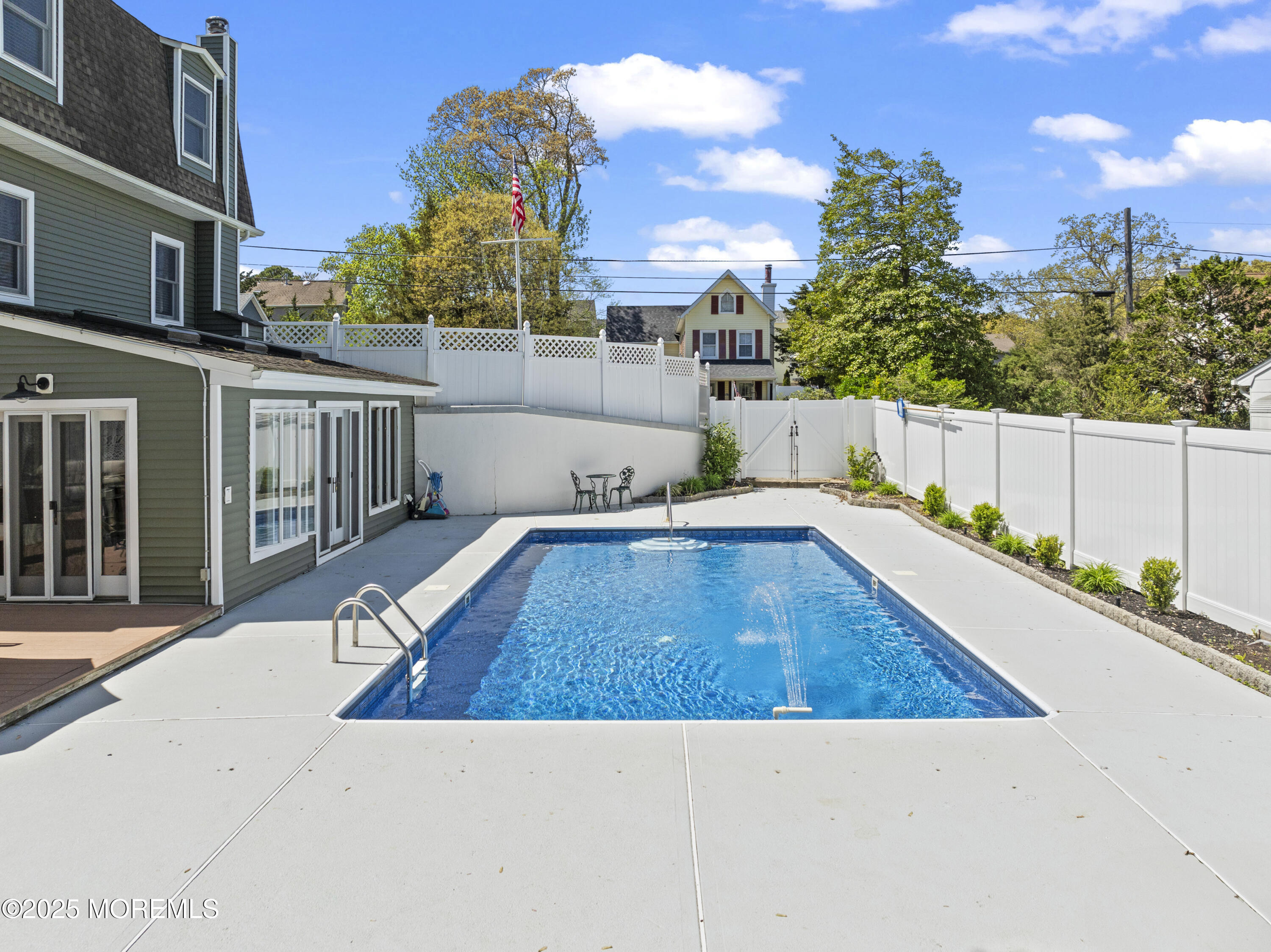 136 Chestnut Avenue