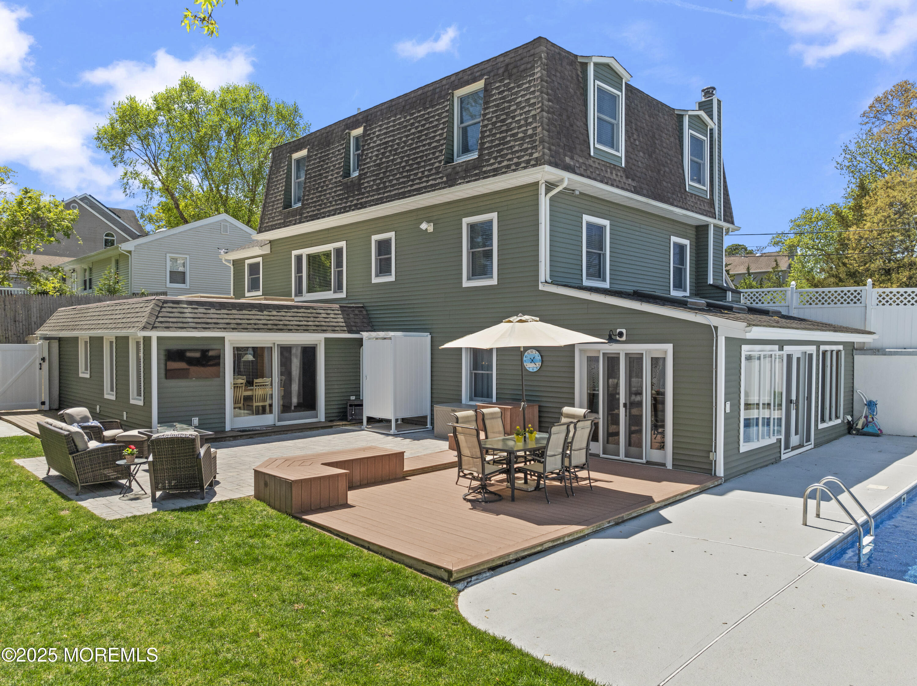 136 Chestnut Avenue