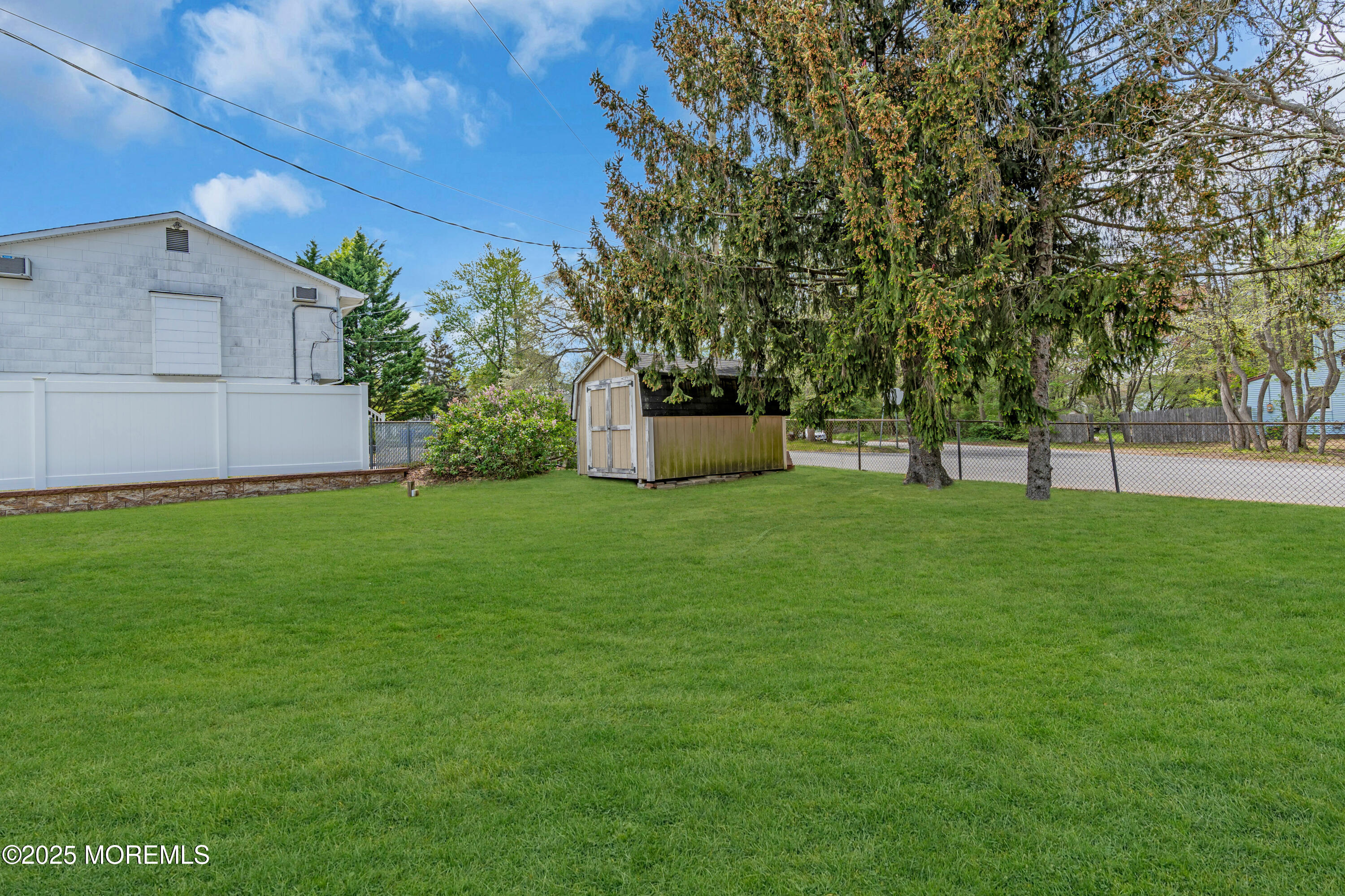 364 S Lake Drive