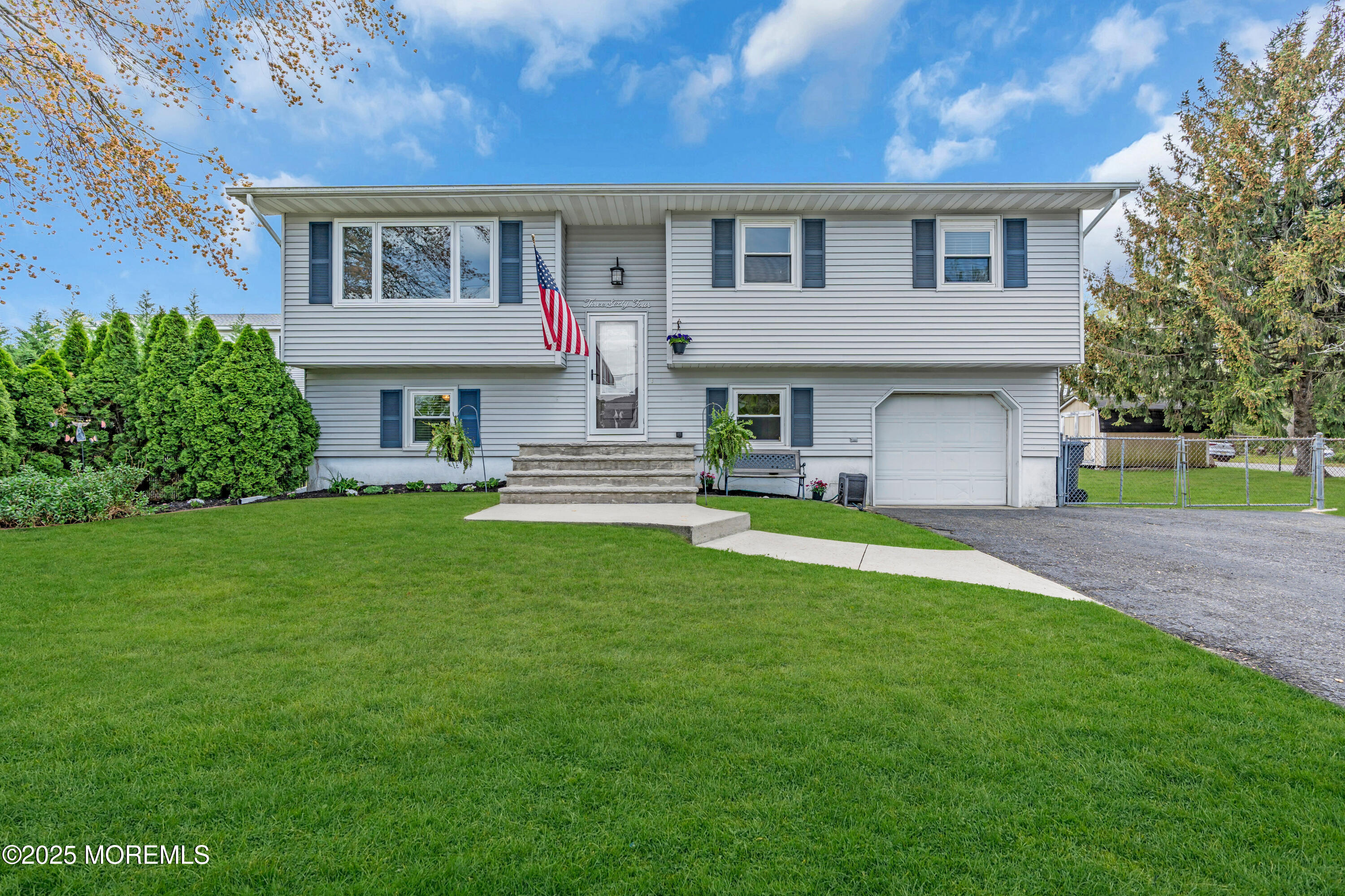364 S Lake Drive