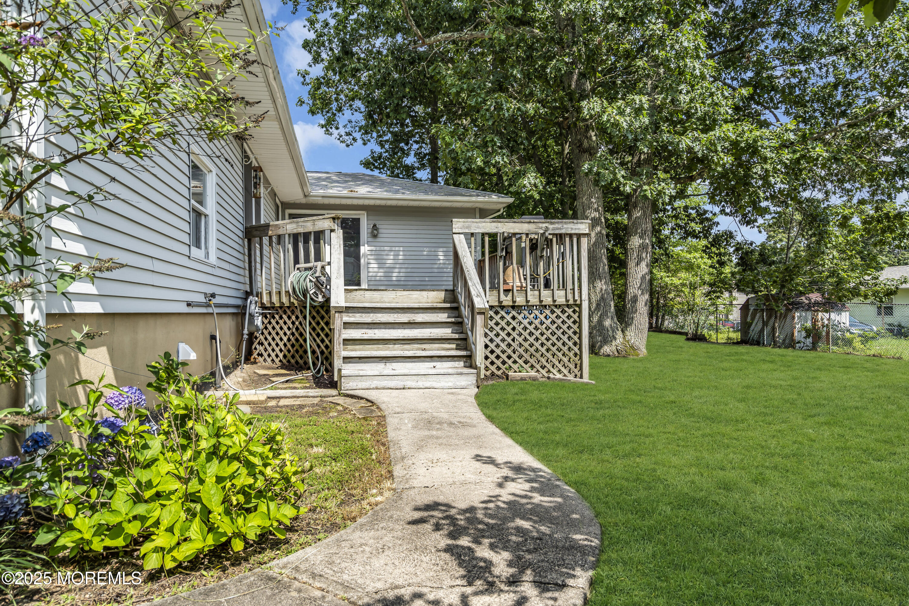 355 Constitution Drive