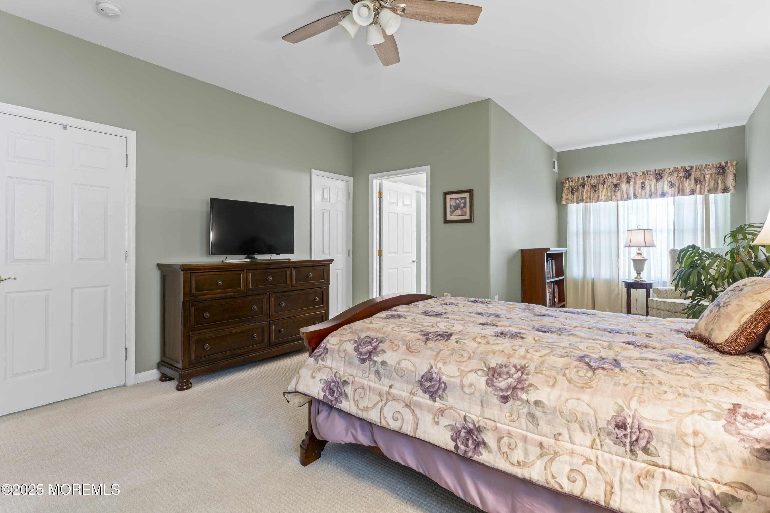 4 Edgeworth Circle