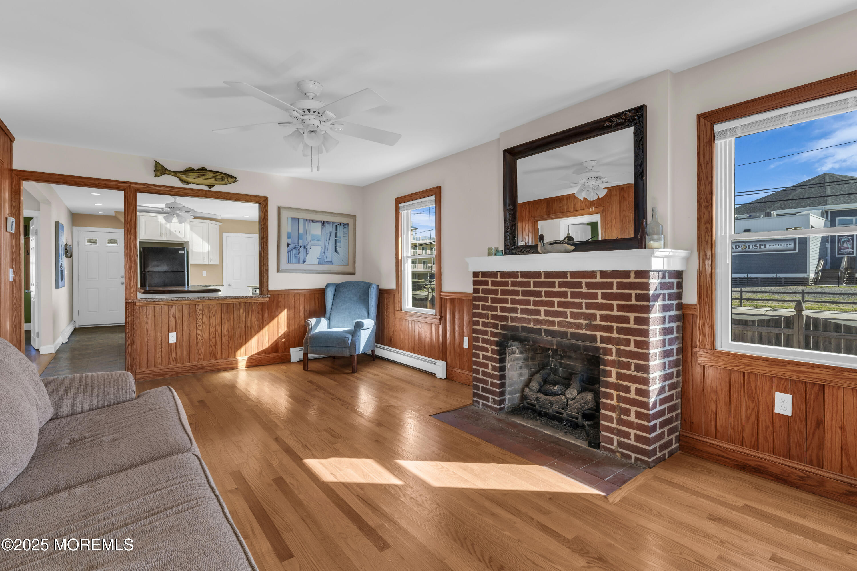 16 Carteret Avenue