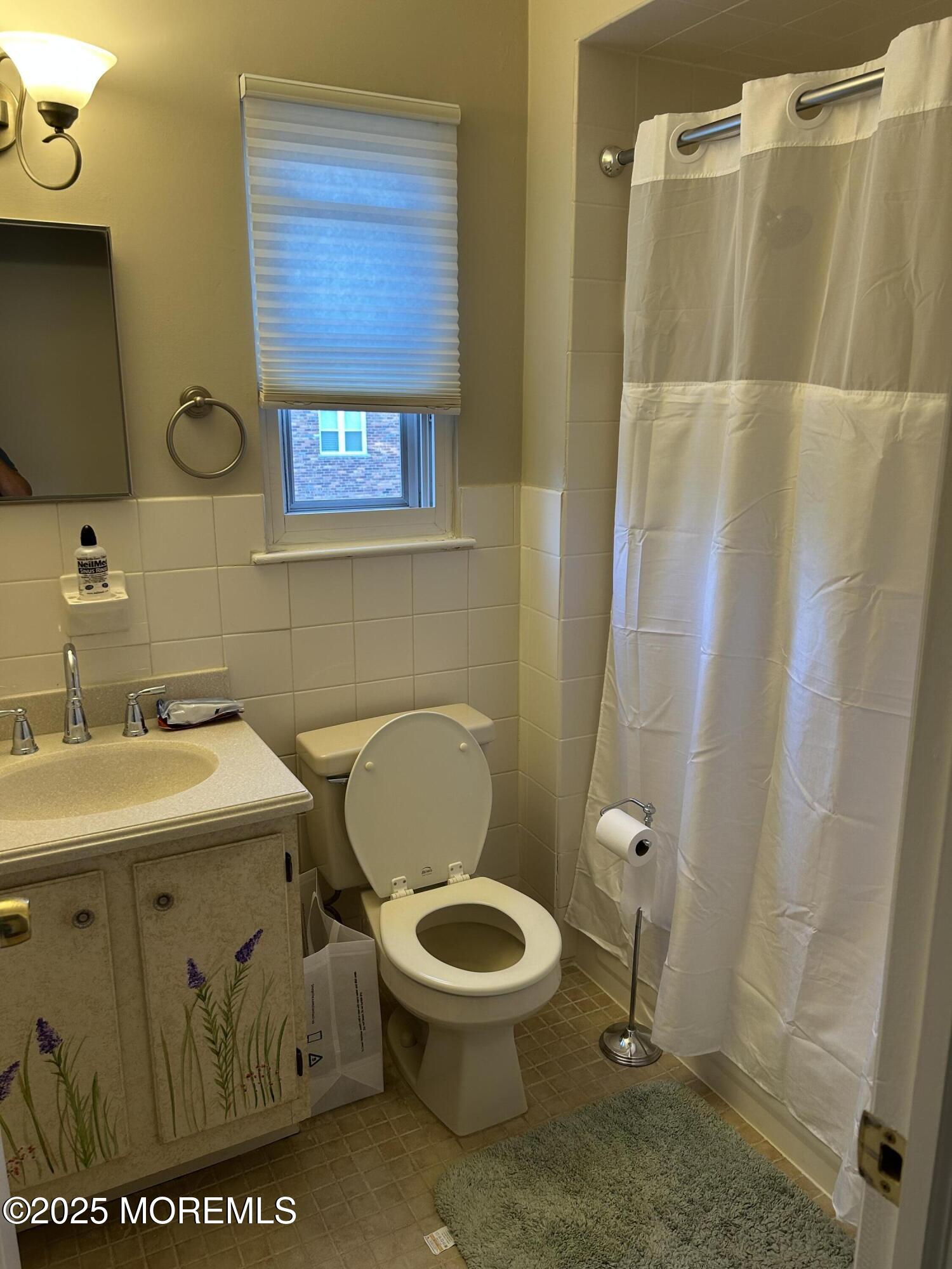 79 Roseland Avenue 74