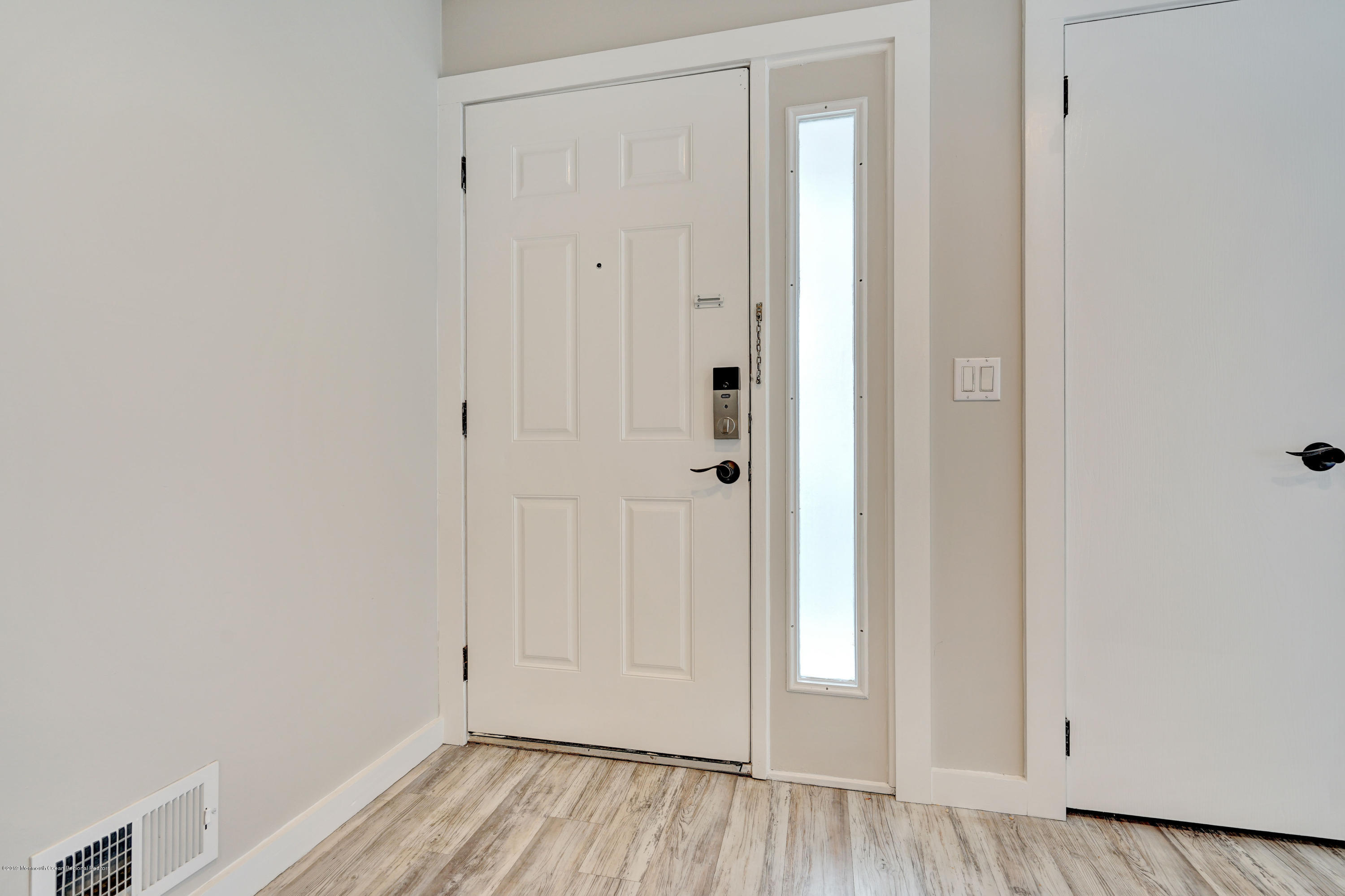 42 Hamilton Avenue B11