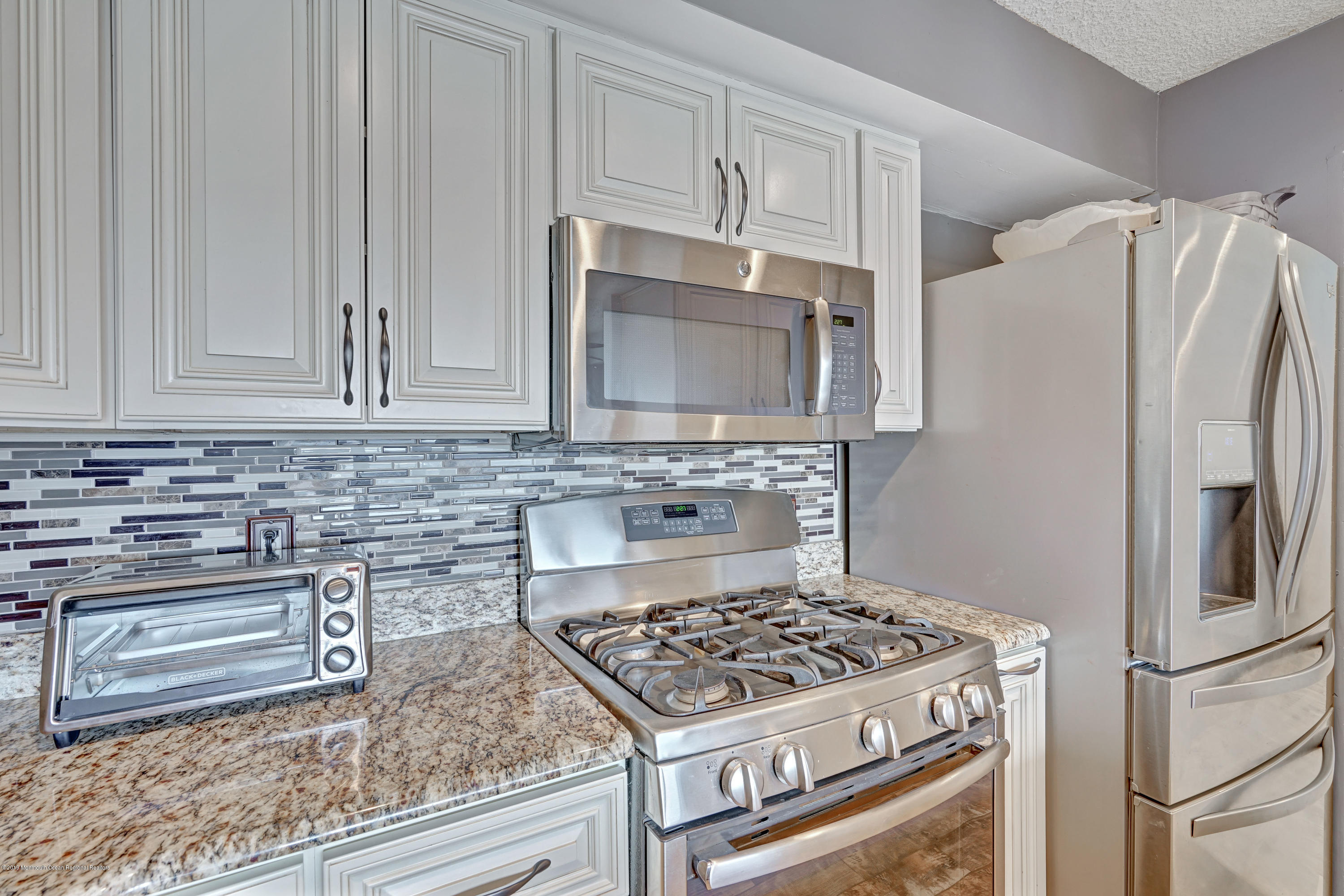 42 Hamilton Avenue B11