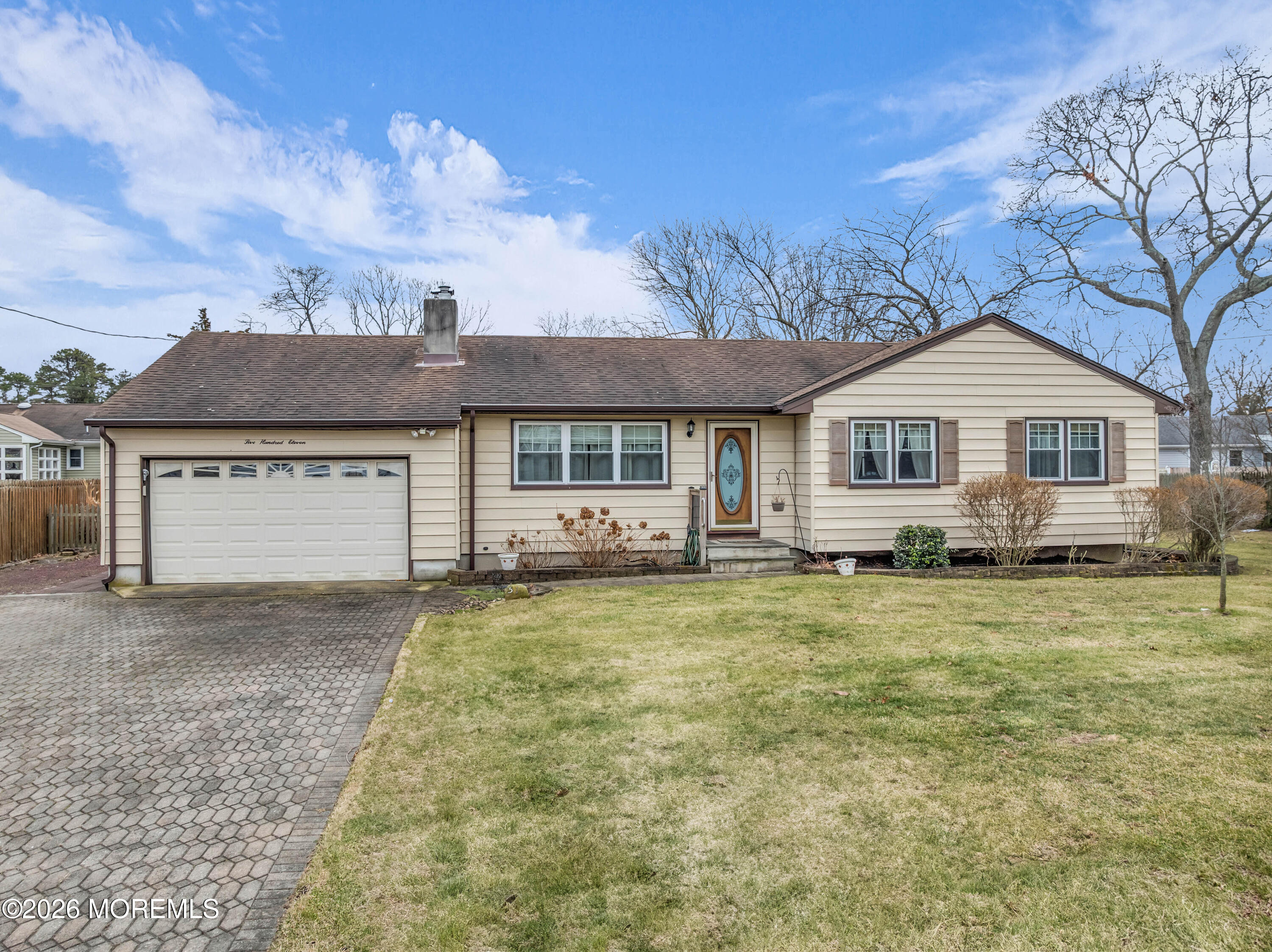 511 Robinhood Road