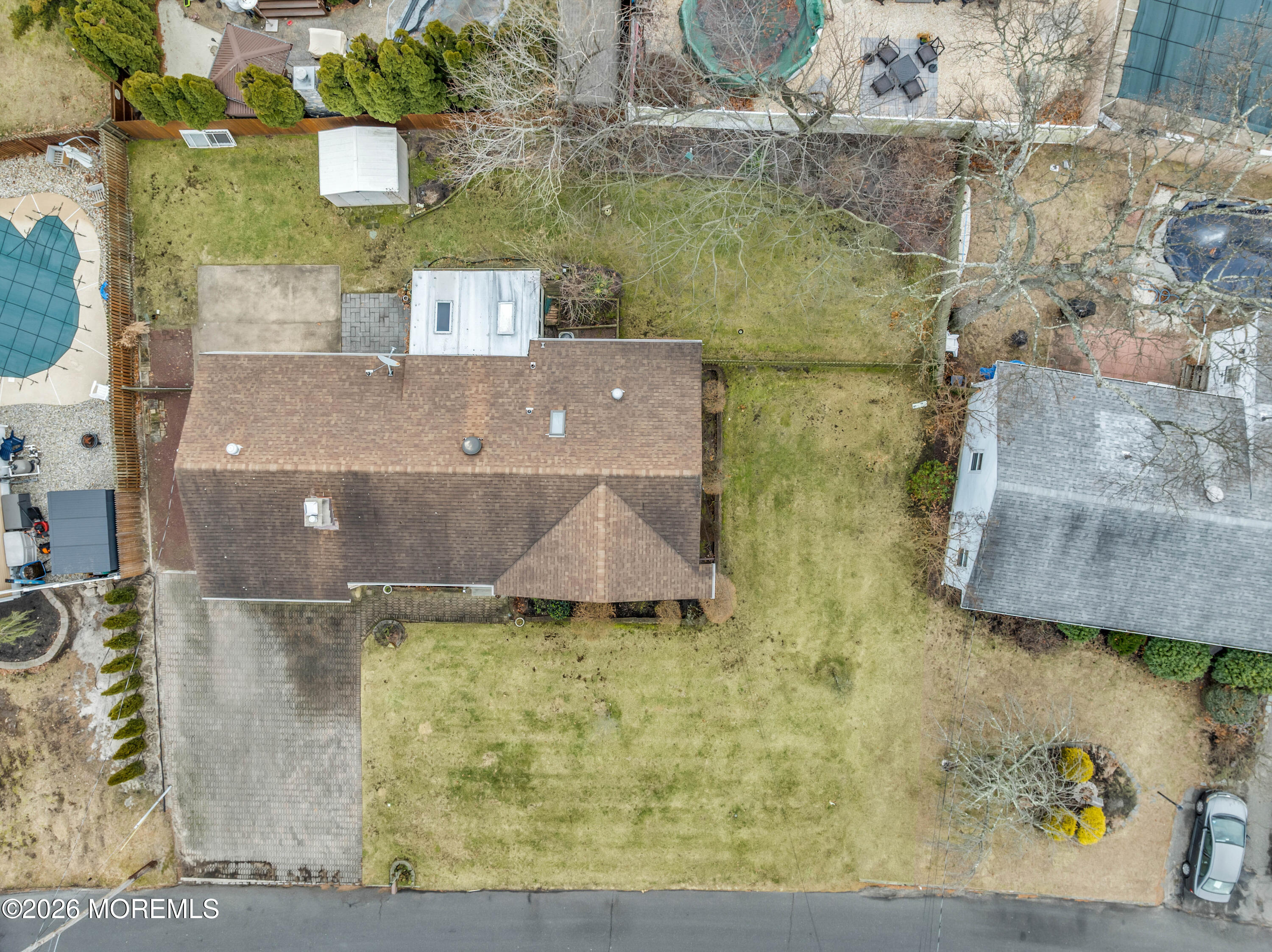 511 Robinhood Road
