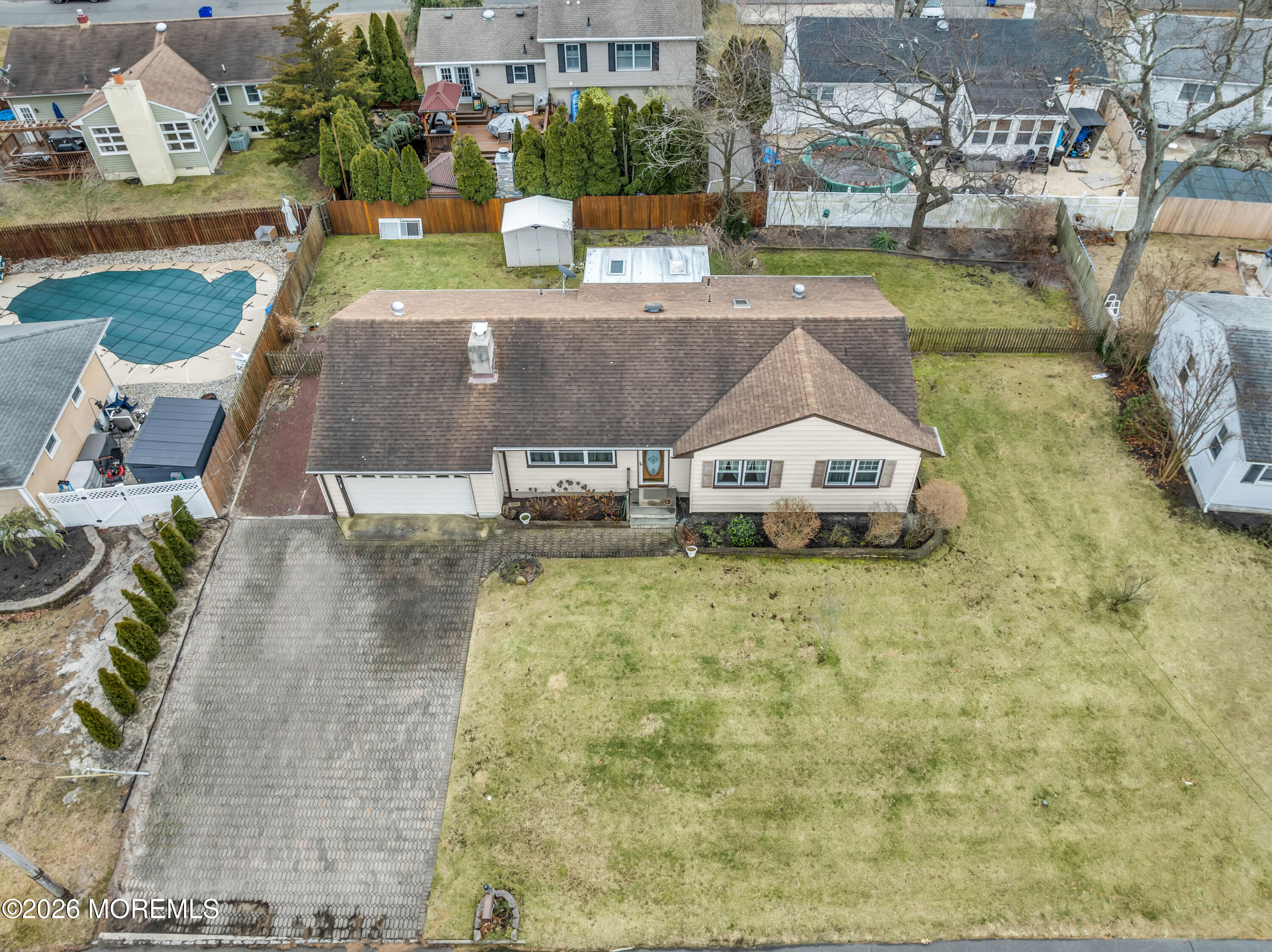 511 Robinhood Road