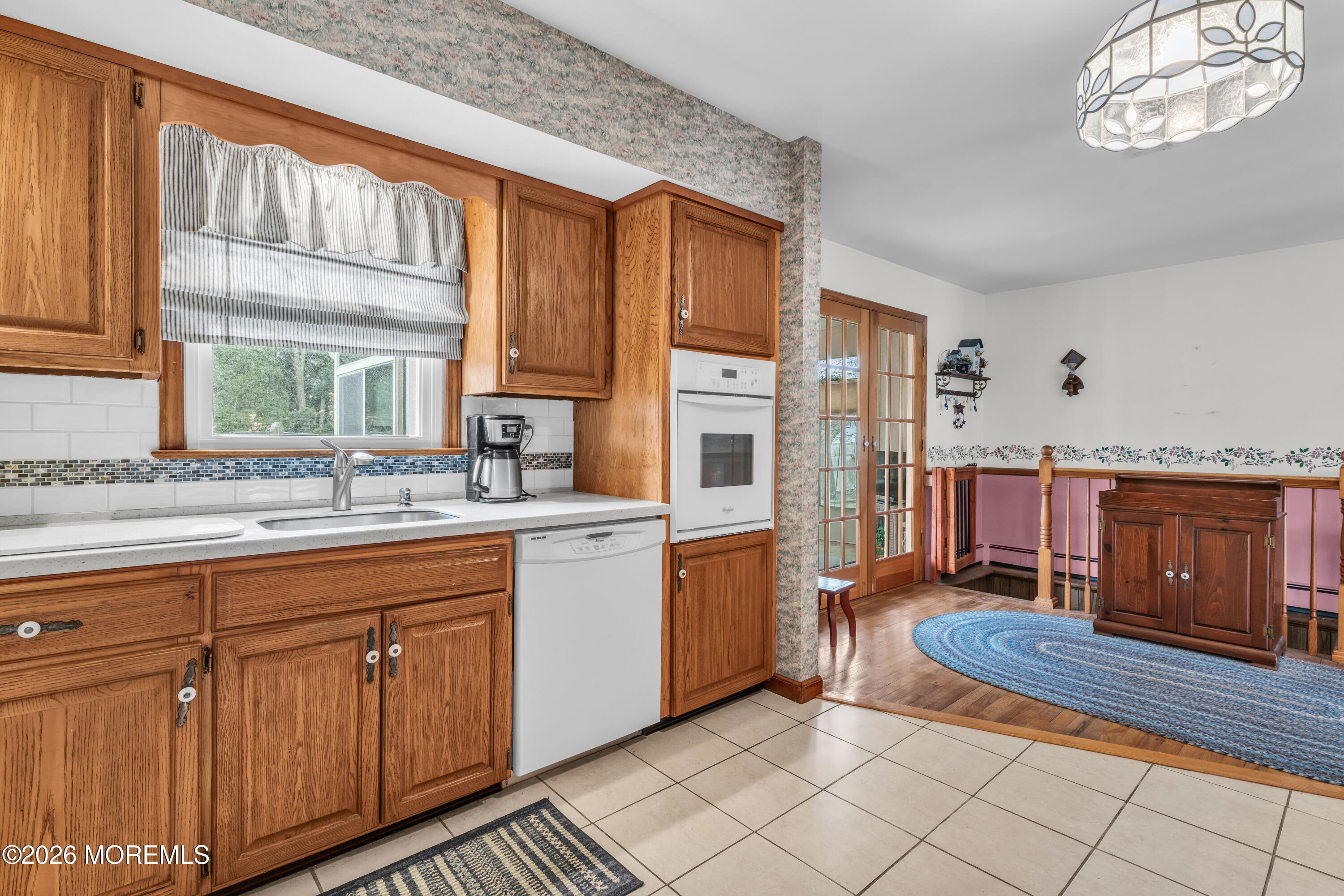 511 Robinhood Road