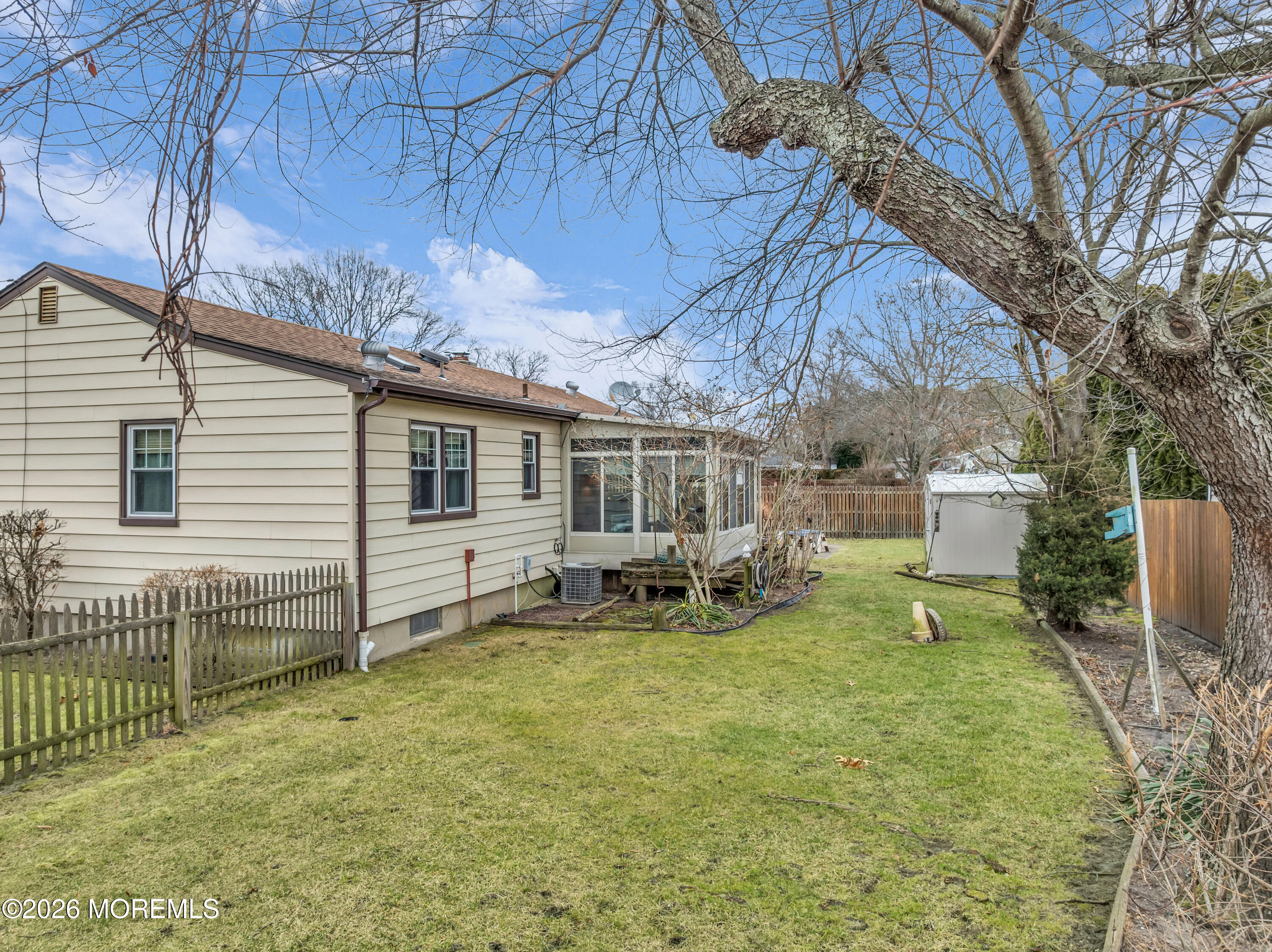 511 Robinhood Road