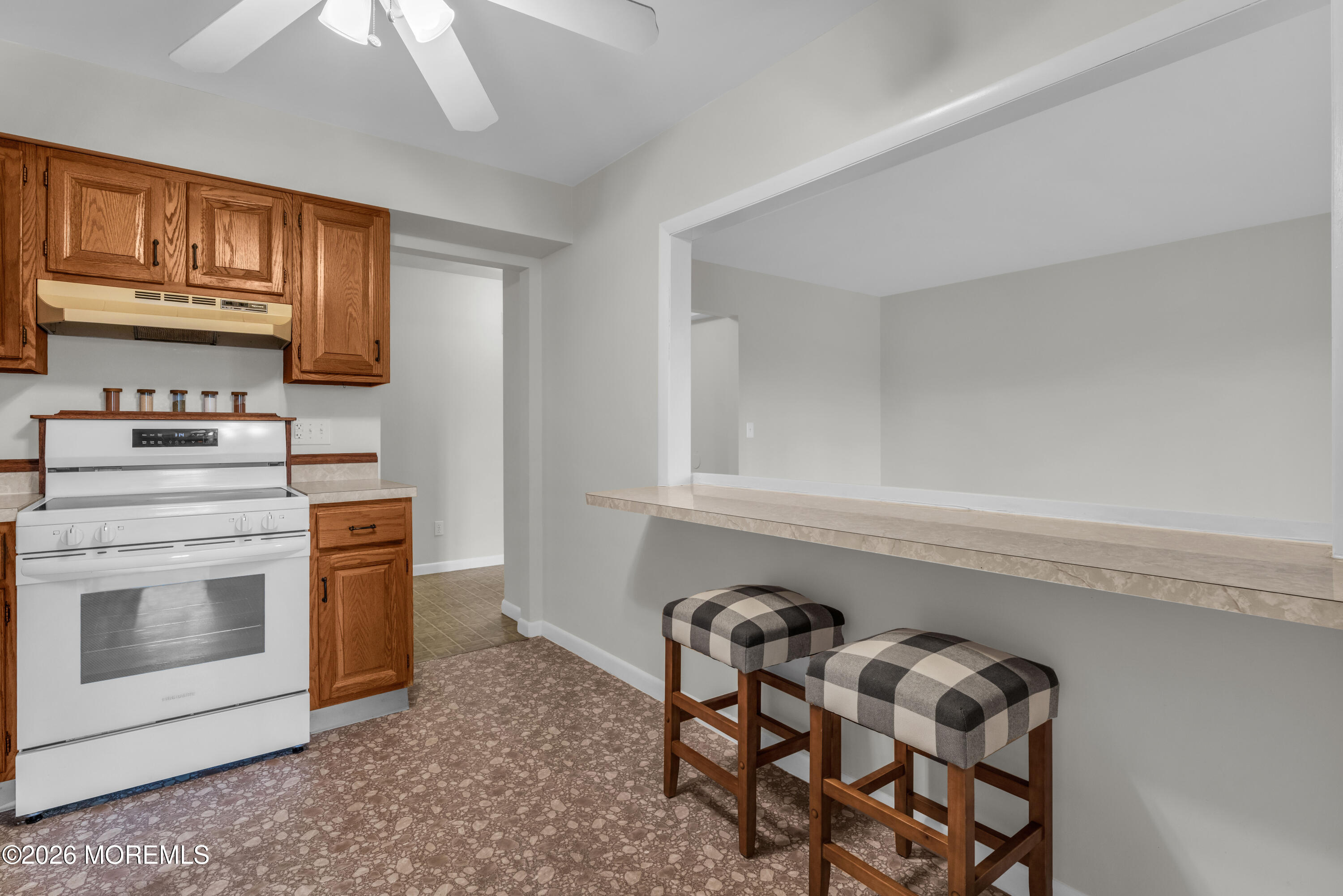 145 Central Avenue 6B