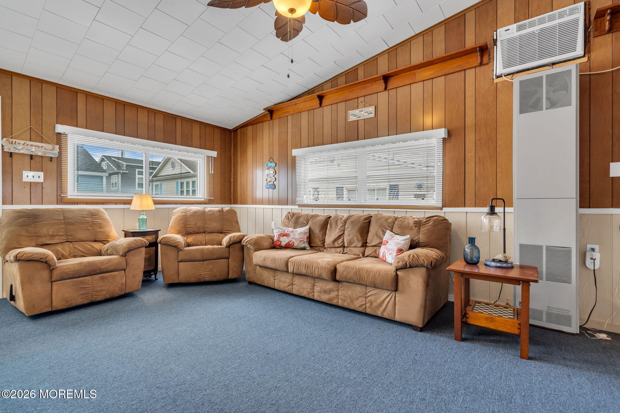 109 W Chadwick Way