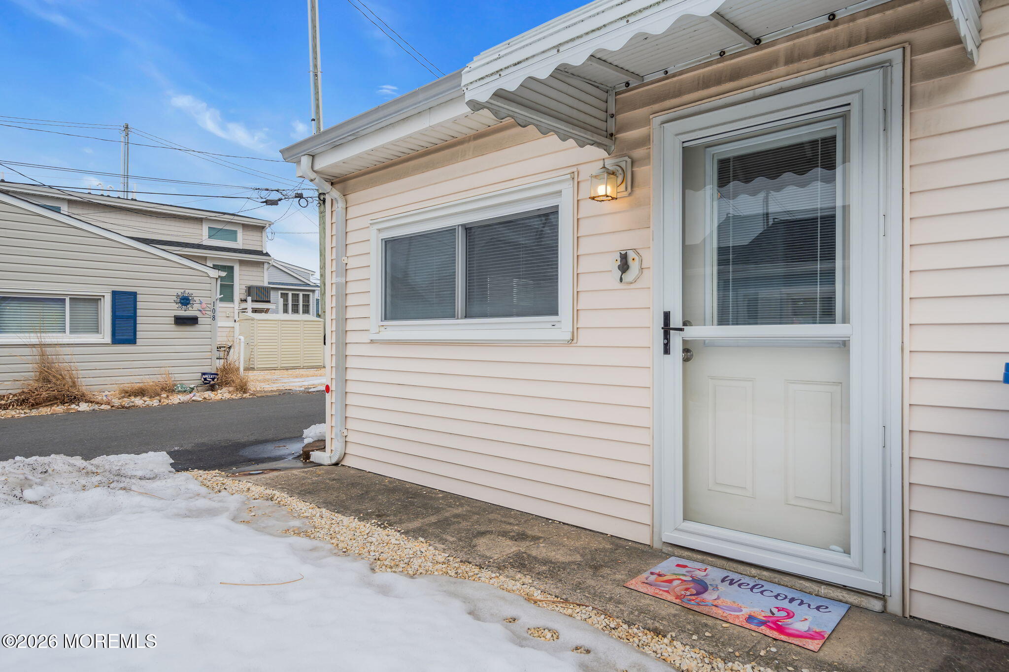 109 W Chadwick Way