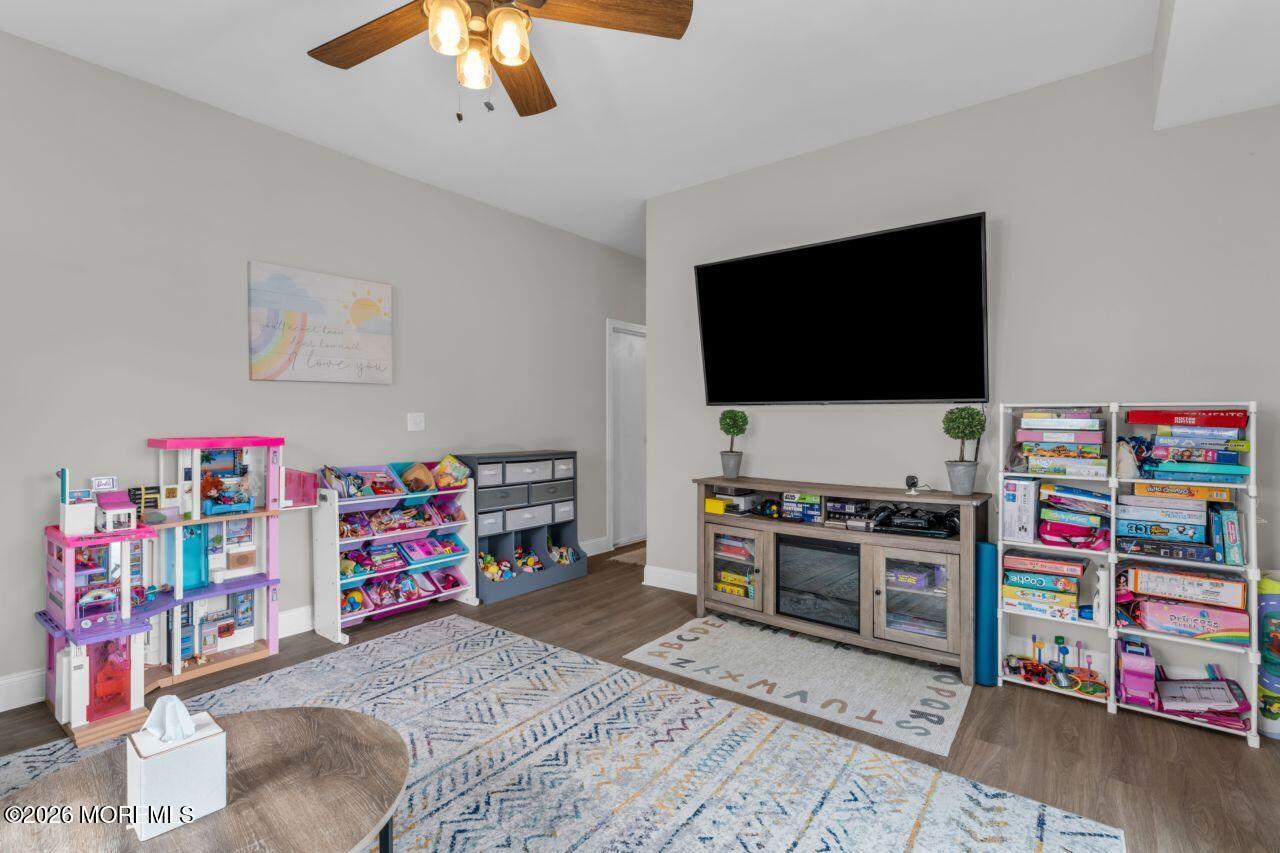 123 Baywood Drive