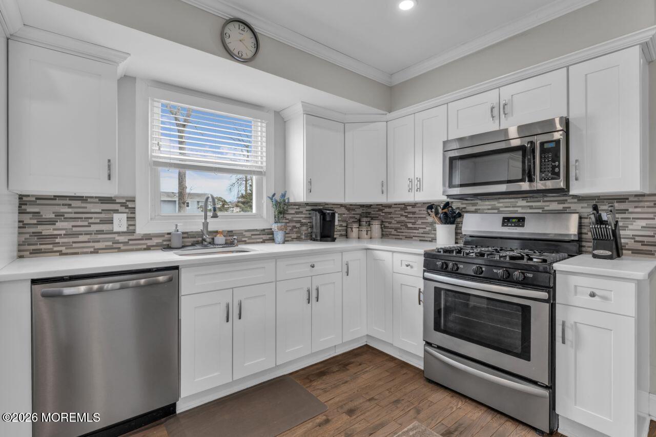 123 Baywood Drive