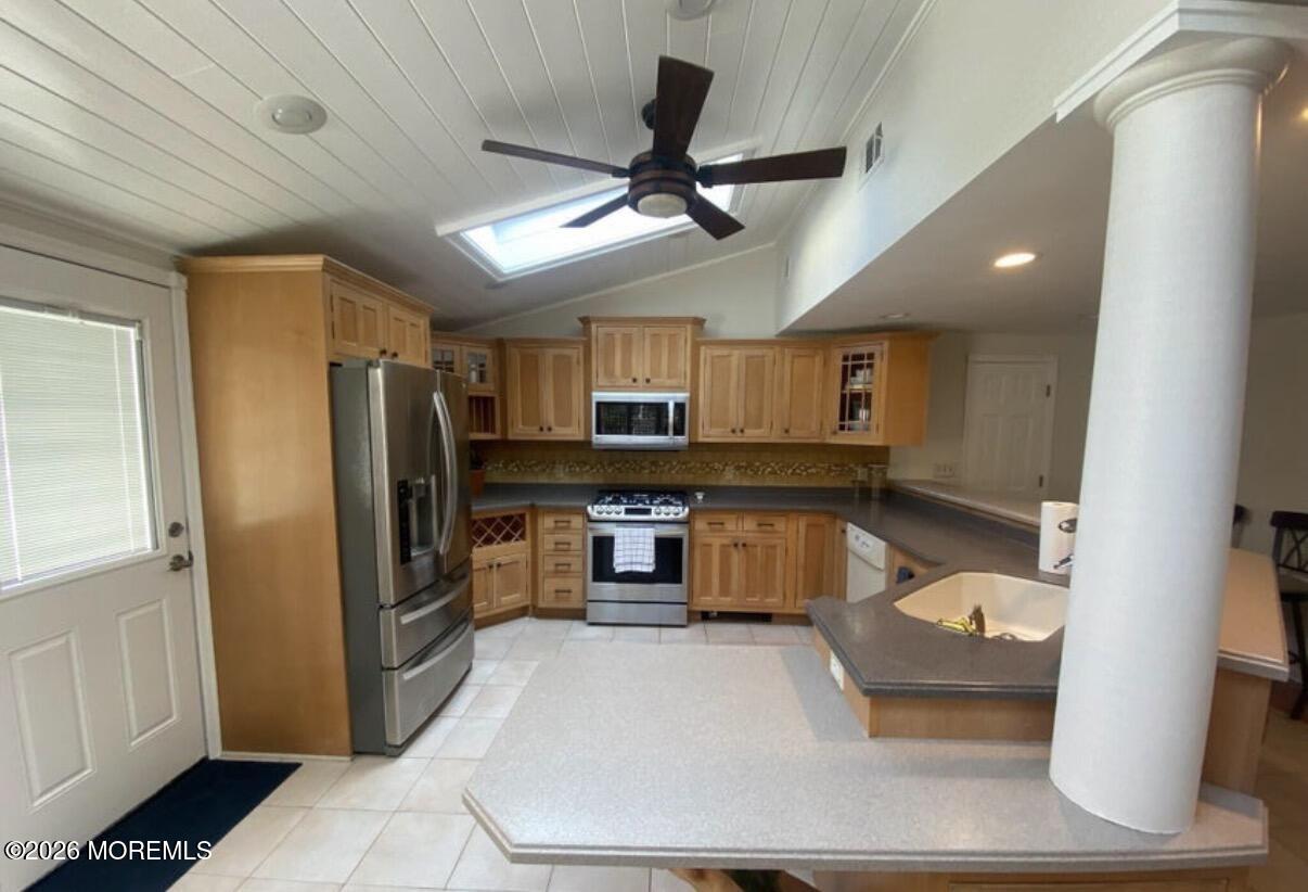 106 Surf Drive
