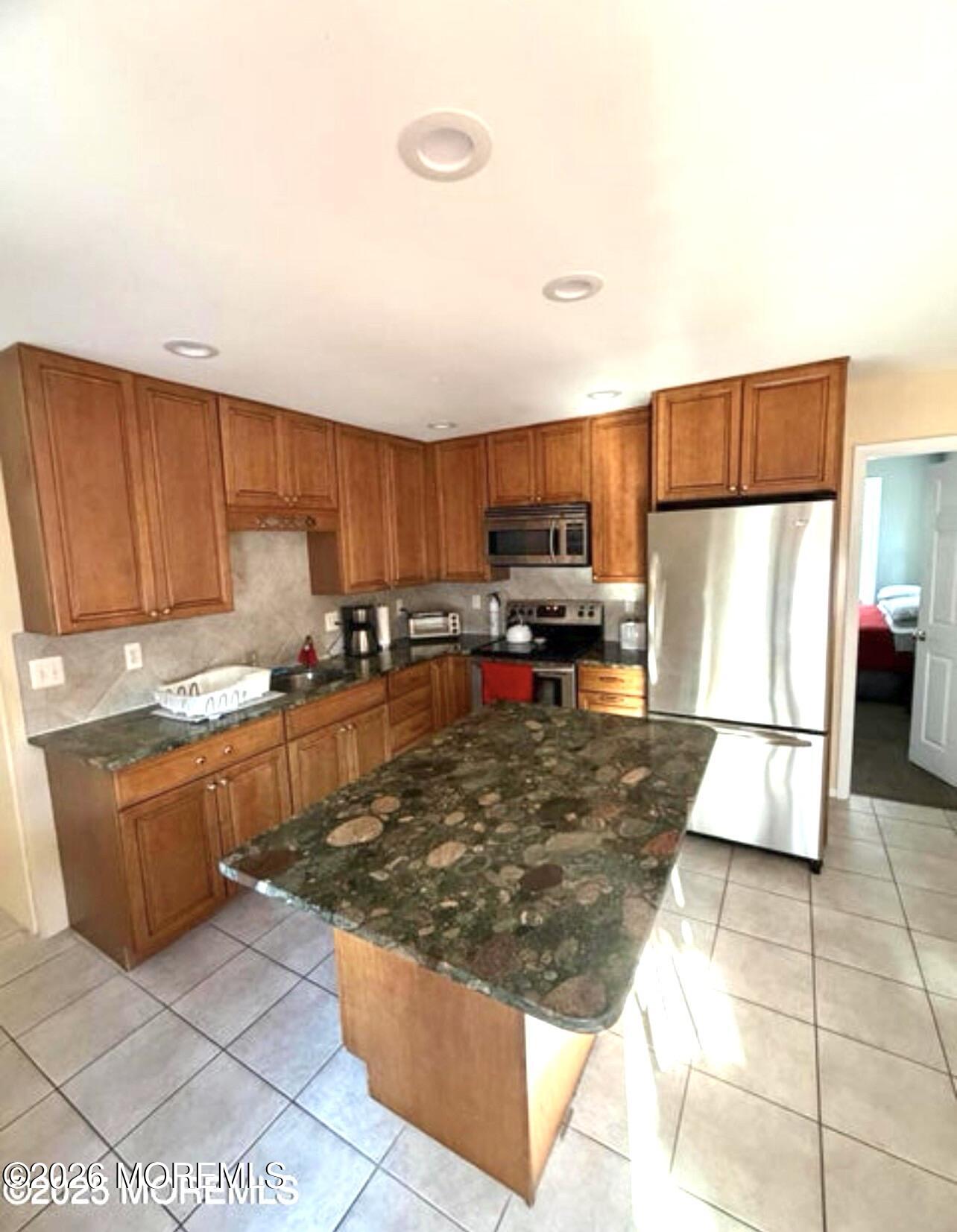 60 Sherman Avenue B