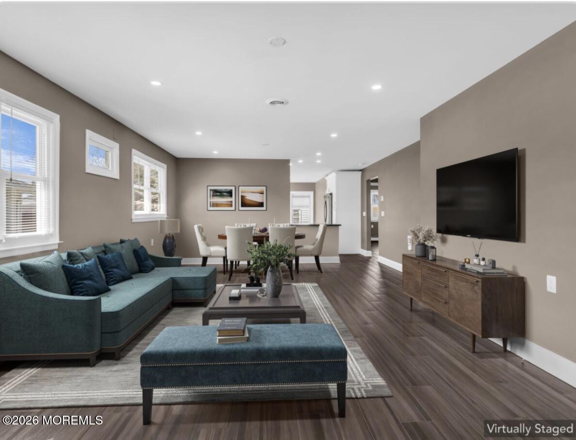 324 Saint Thomas Drive