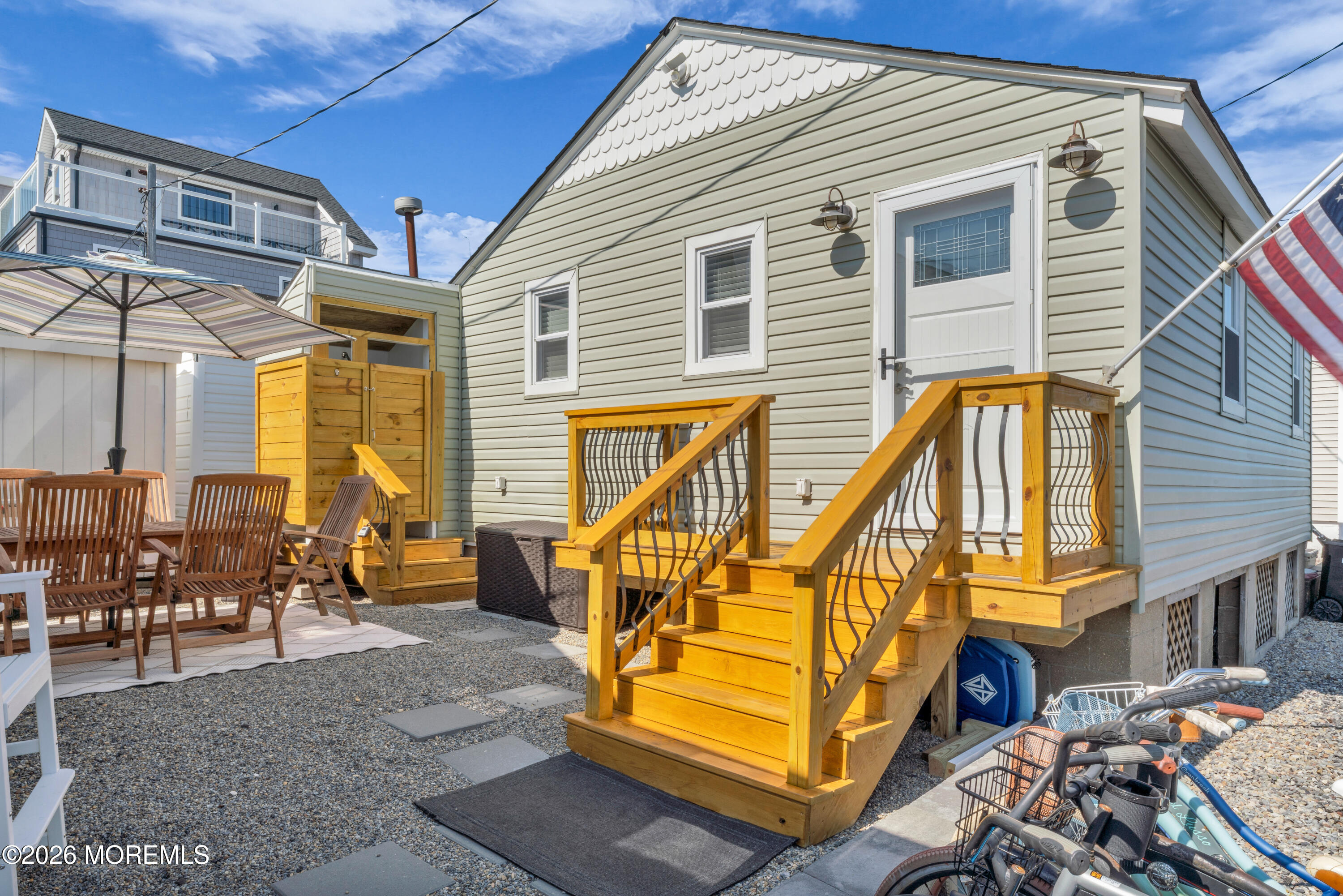 57N Arlington Way 130
